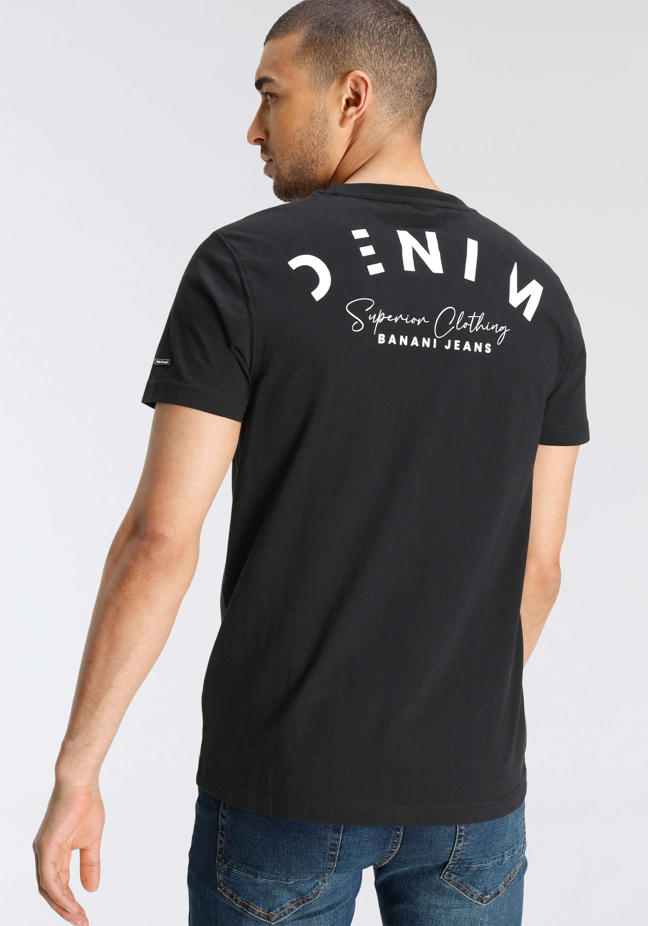 Bruno Banani T-Shirt, mit coolem Rückenprint Découvrir sur