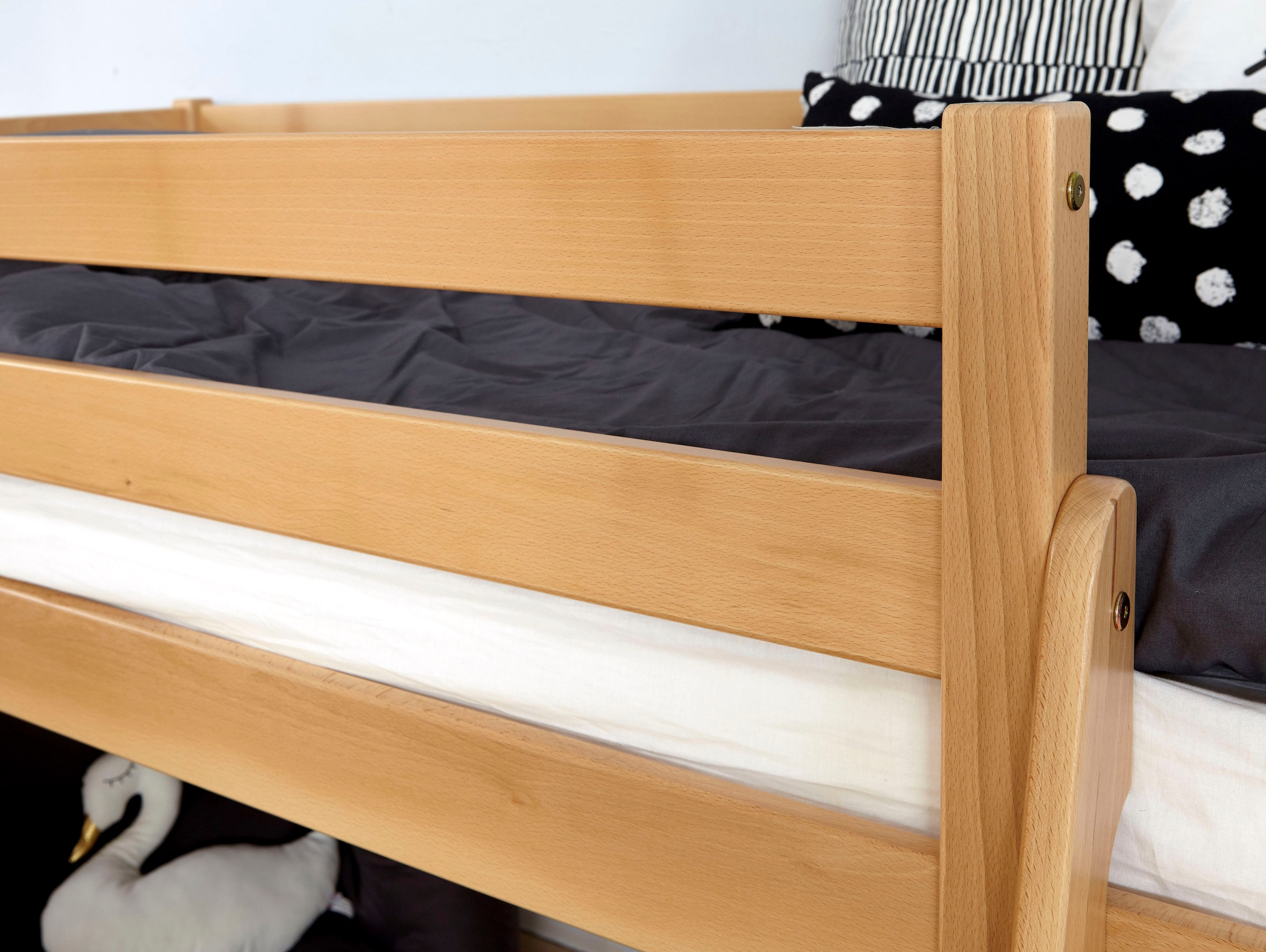 Ticaa Hochbett »Ekki«, mit Rollrost wahlweise mit Matratze, Buche