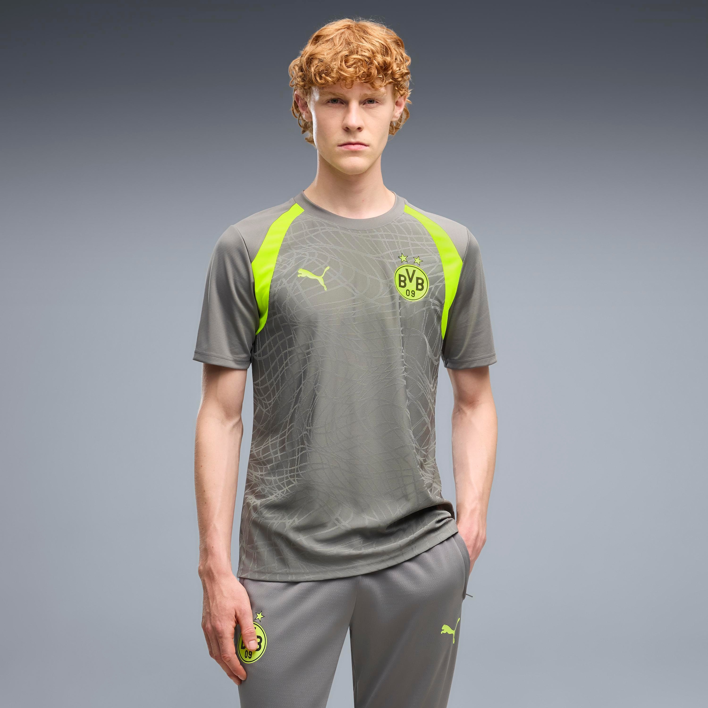 Image of PUMA Fussballtrikot "BVB TRAINING JERSEY" mit sportlichem Stil, Kurzarmdesign, gemusterte Optik, Slim Fit