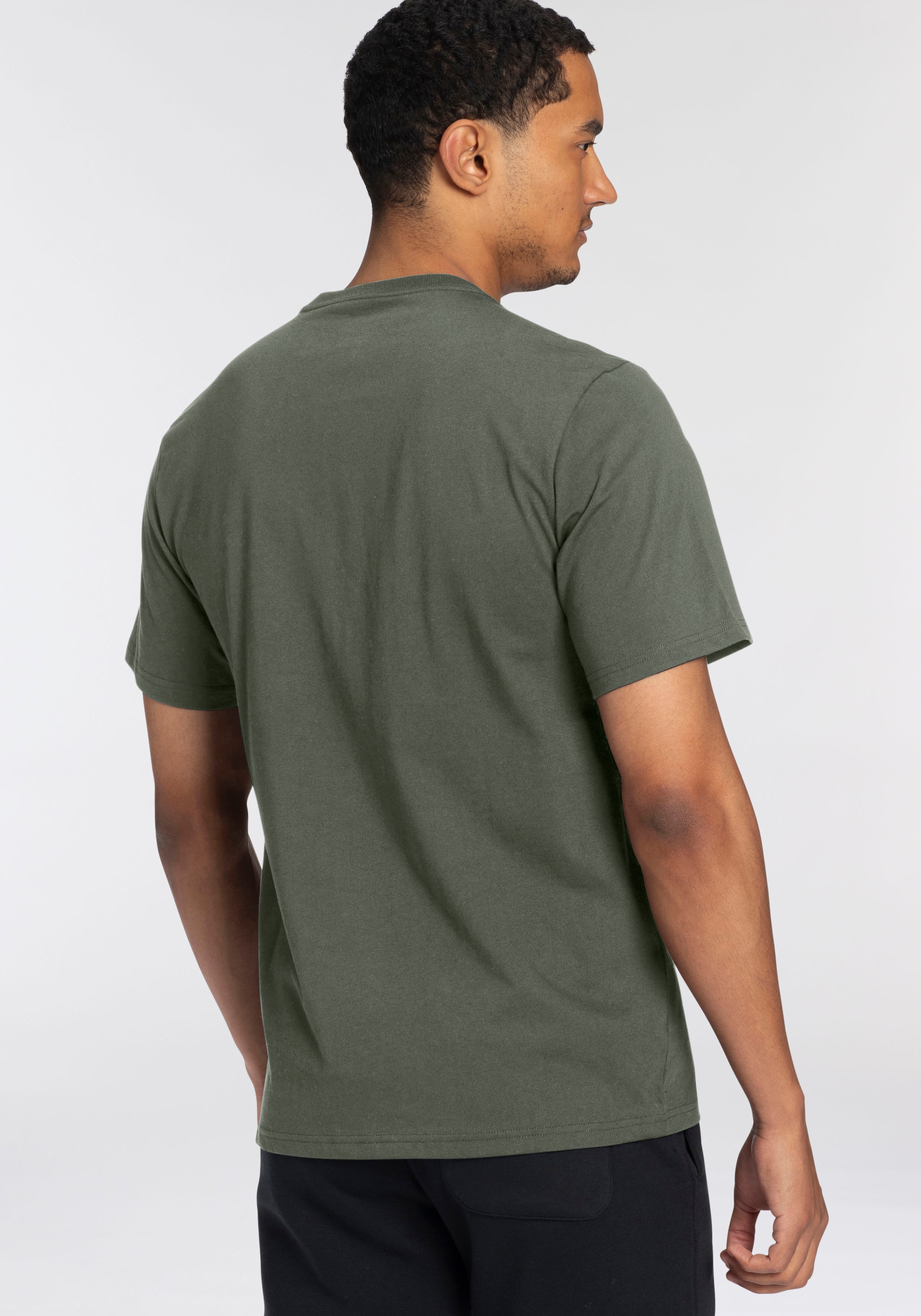 Converse T-Shirt »STANDARD FIT CENTER FRONT LARGE LOGO STAR CHEV SS TEE«