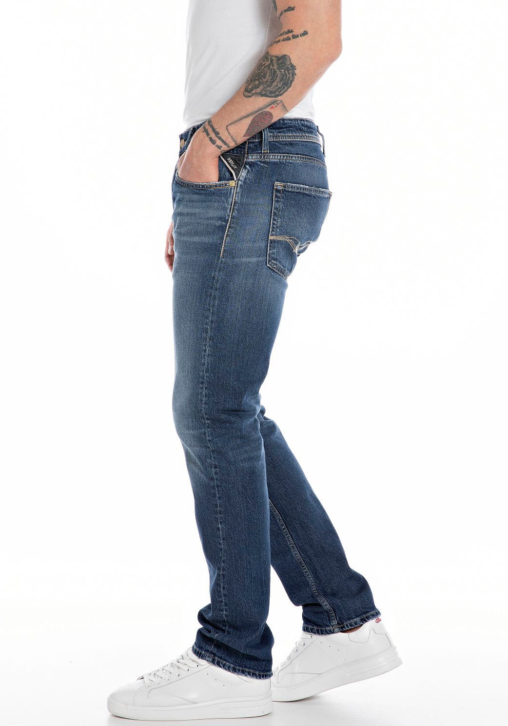 Replay Straight-Jeans »GROVER«, in vielen verschiedenen Waschungen, mit Stretch