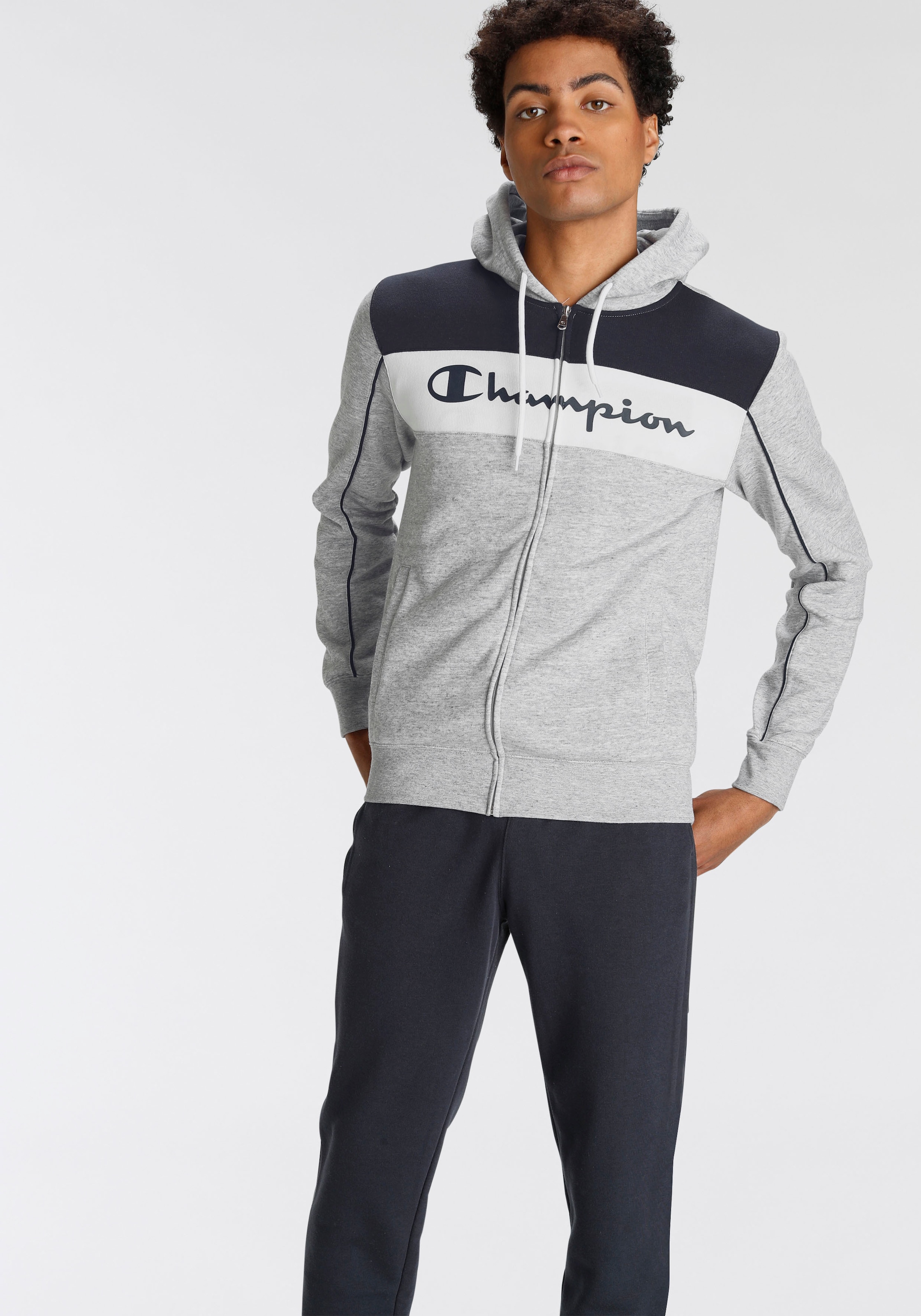 ♕ Champion Jogginganzug »Hooded Full Zip Suit«, (2 tlg.) versandkostenfrei  auf