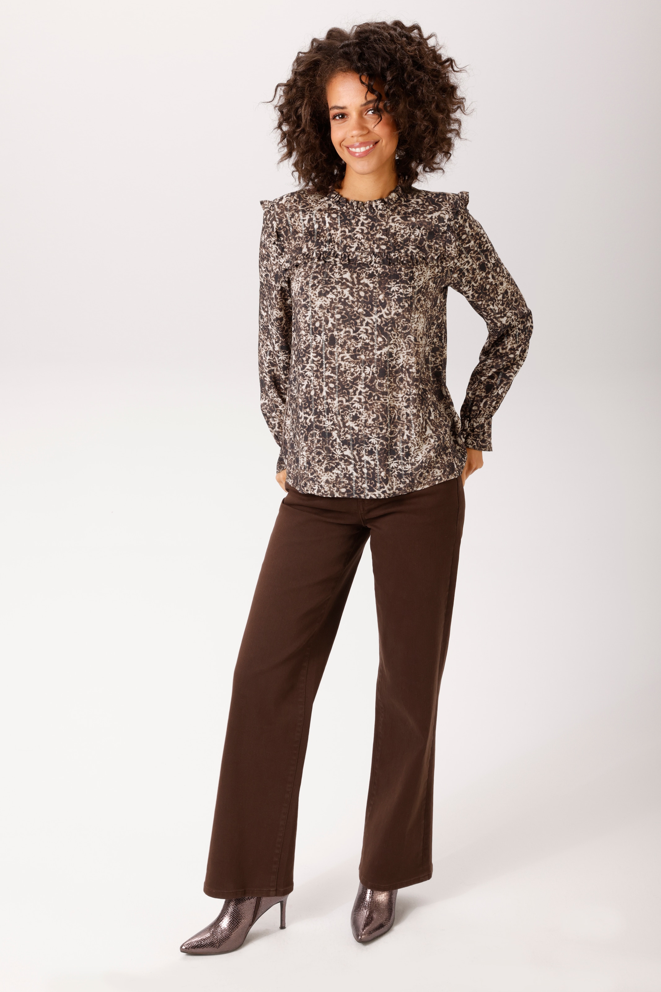 Aniston CASUAL Blouse à enfiler avec fils brillants dans l'imprimé floral graphique - NOUVELLE COLLECTION