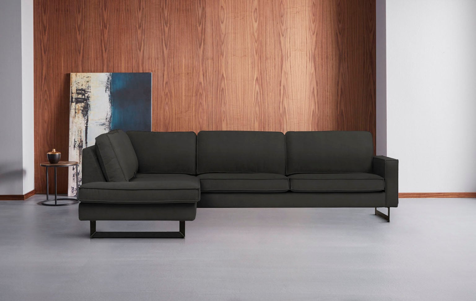 Places of Style Ecksofa »Pinto, 290 cm, Cord, Chenille, Lederoptik, Ottomane links / rechts«, mit Keder, schwarze Metallfüsse, Wellenunterfederung