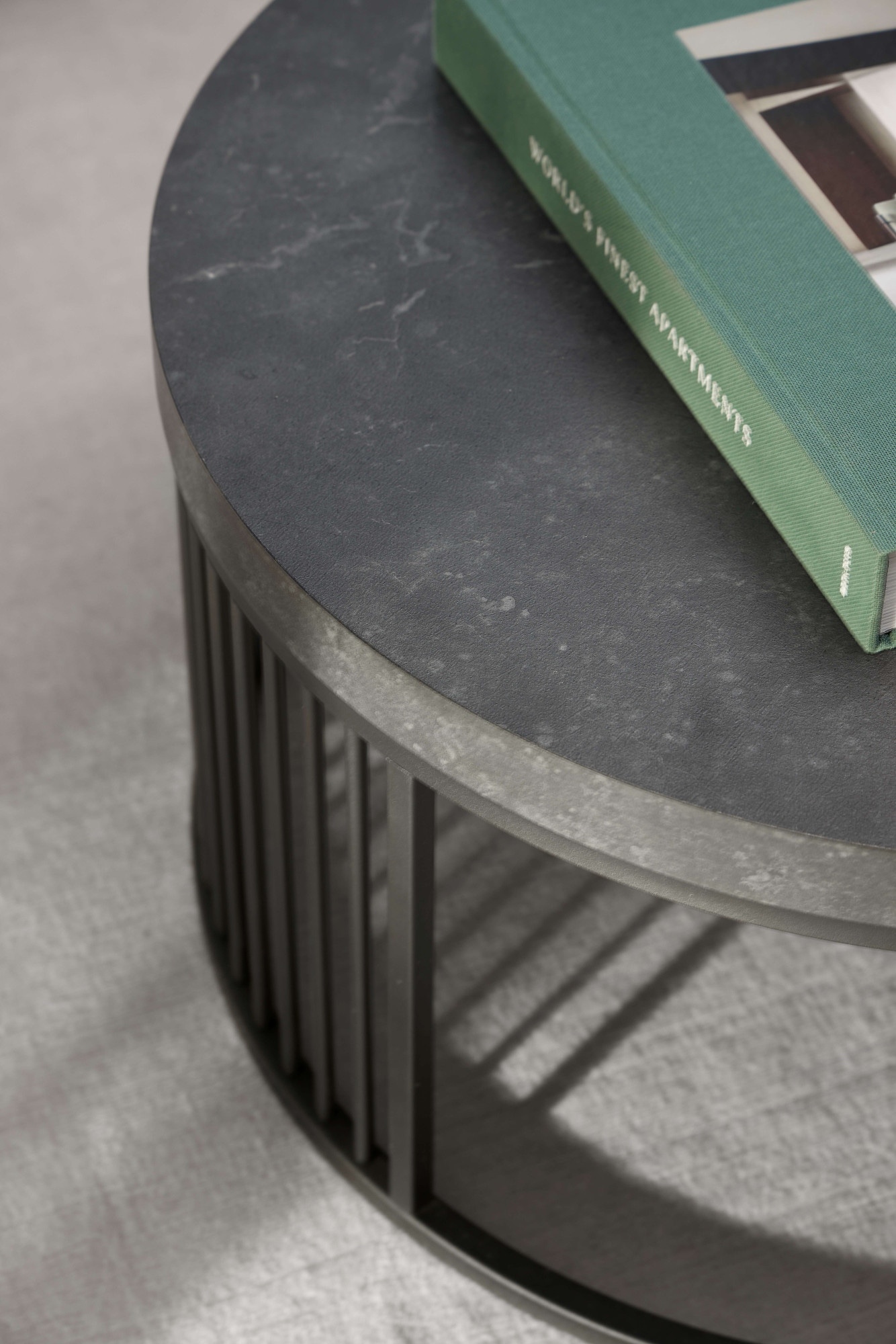 ACTONA GROUP Couchtisch »Strington« Rund Sofatisch,  Izmir matt schwarz rau Melamin, Ø65x35cm