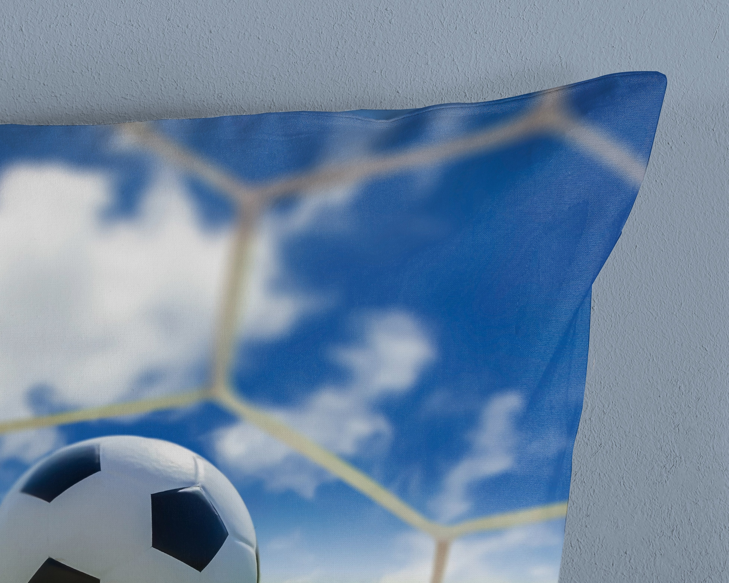 good morning Kinderbettwäsche »Maurits« 2 Stk. tlg. Baumwolle, Renforcé, Wendeoptik, Kind, Junge, Fussball, blau