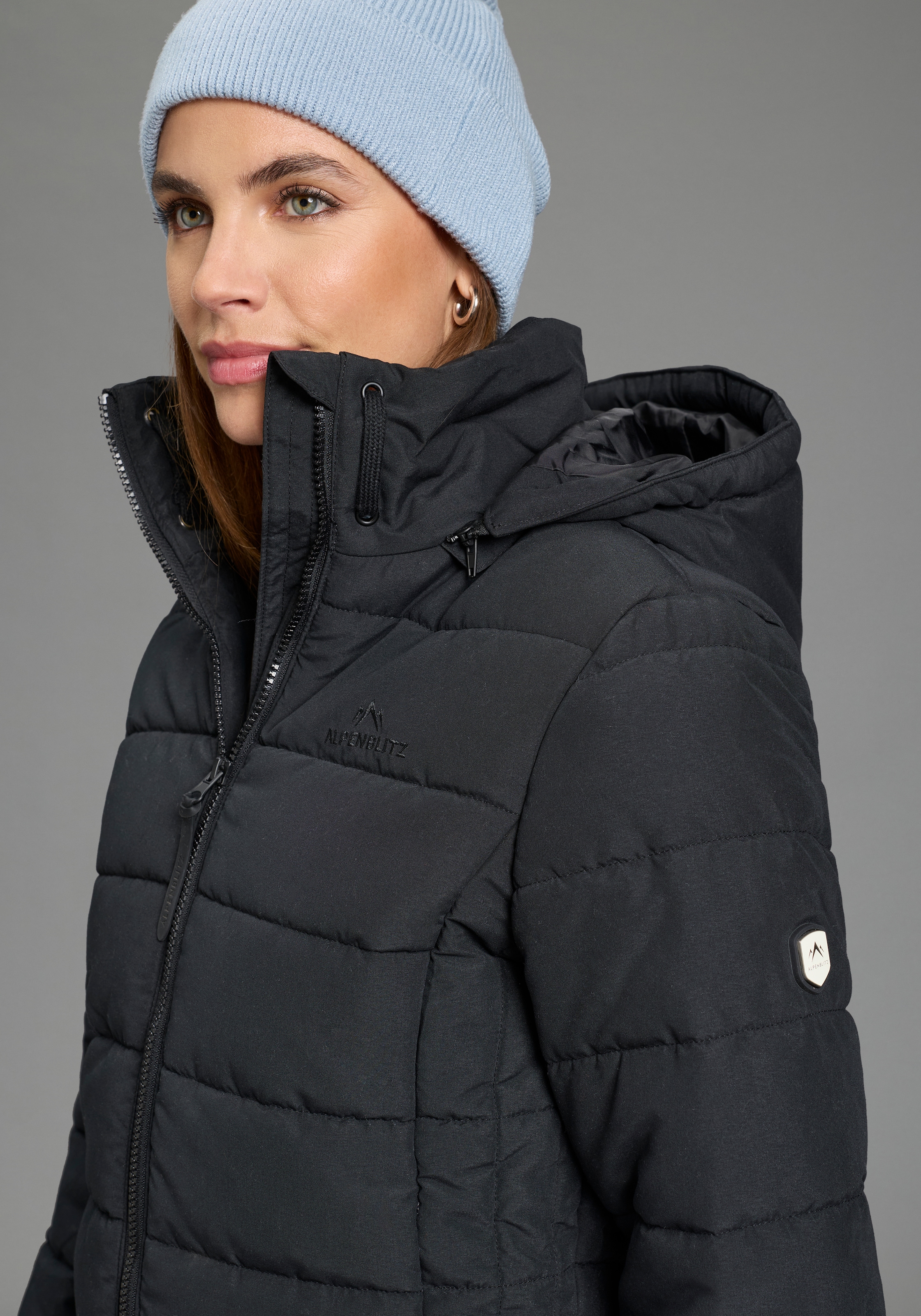 ALPENBLITZ Steppjacke »Flockenwirbel« mit Kapuze für den Übergang,  aus leichtem Material,  unifarbenes Design