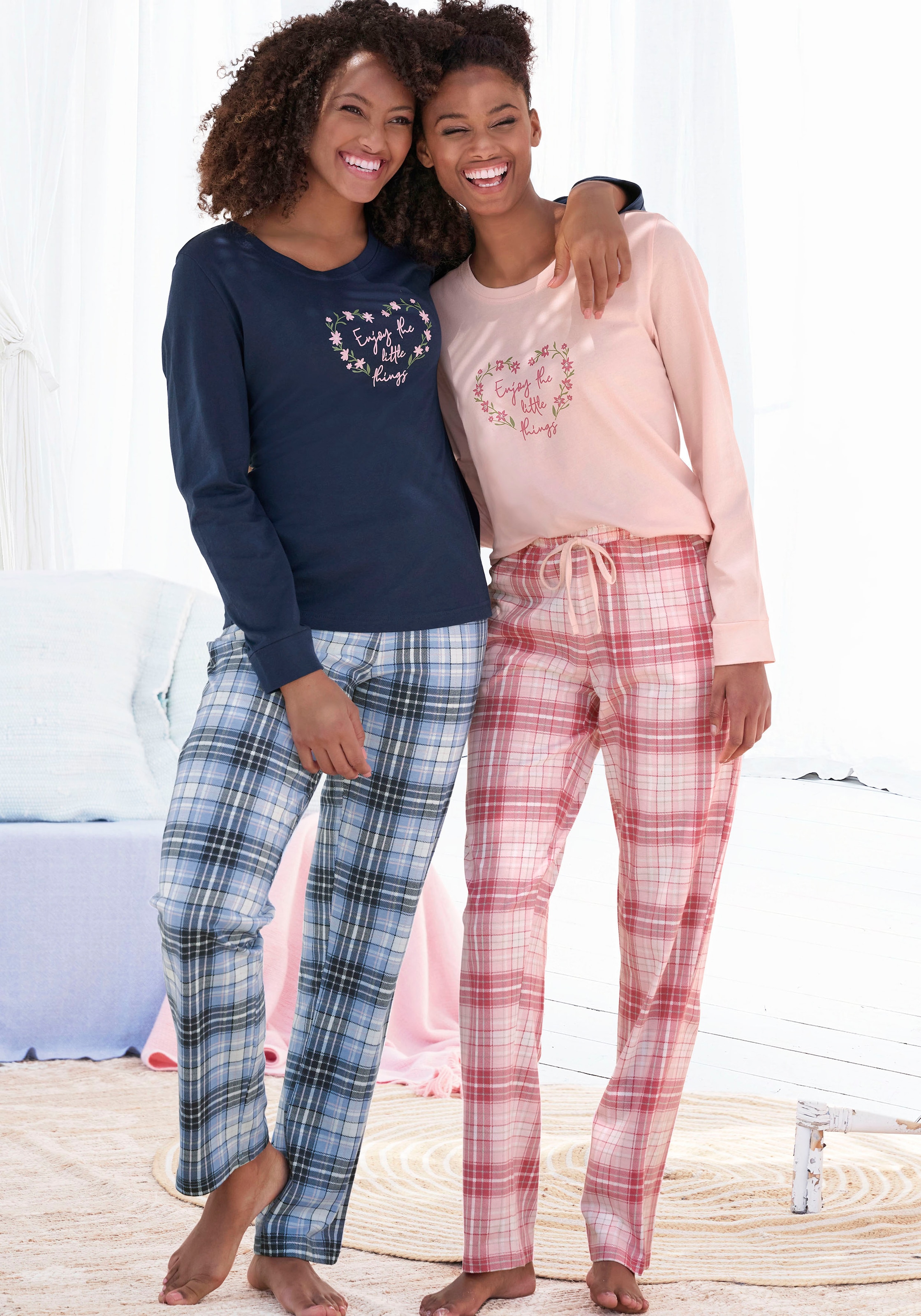 Pyjama für Damen: Schnitte verschiedene
