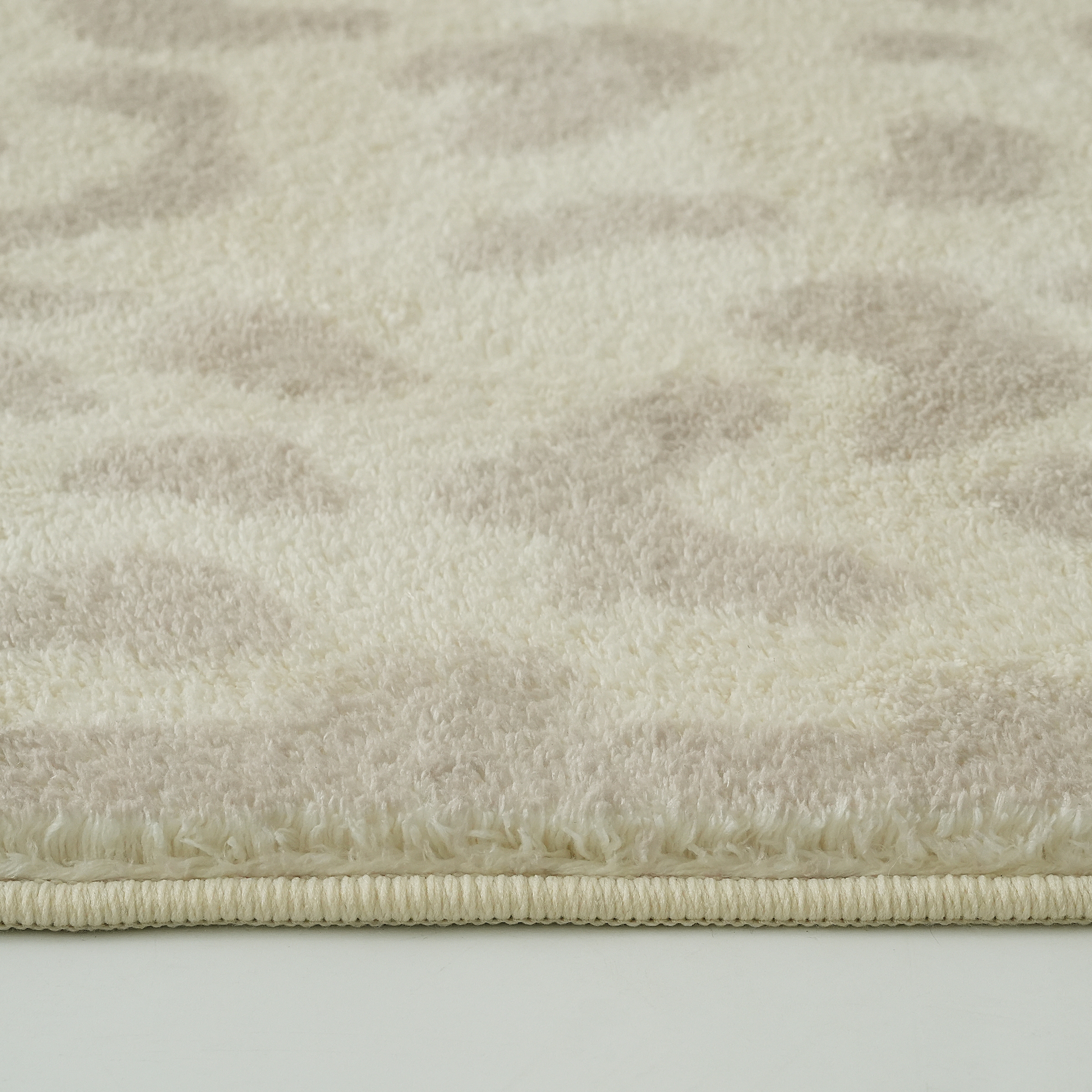 GOODproduct Teppich »Leo, mit trendigem Leopardenmuster, waschbar« rechteckig 12 mm Höhe kuschelig & weich, modern, Animal Print, Wohnzimmer, Schlafzimmer