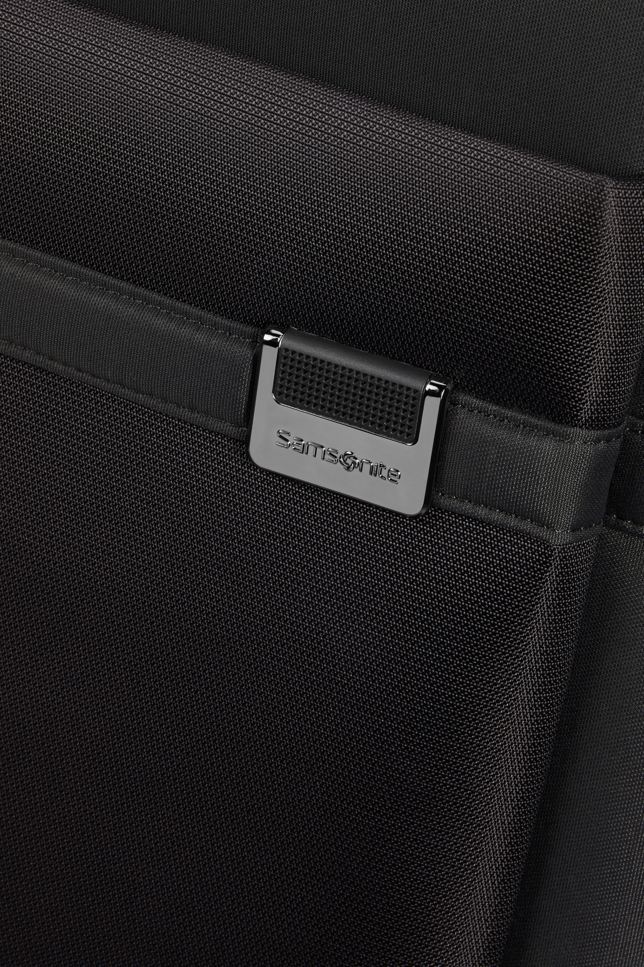 Samsonite Weichgepäck-Trolley »AIREA, verschiedene Grössen und Farben«, 4 Rollen, Weichschalen-Koffer Reisekoffer mit Volumenerweiterung bei M/L
