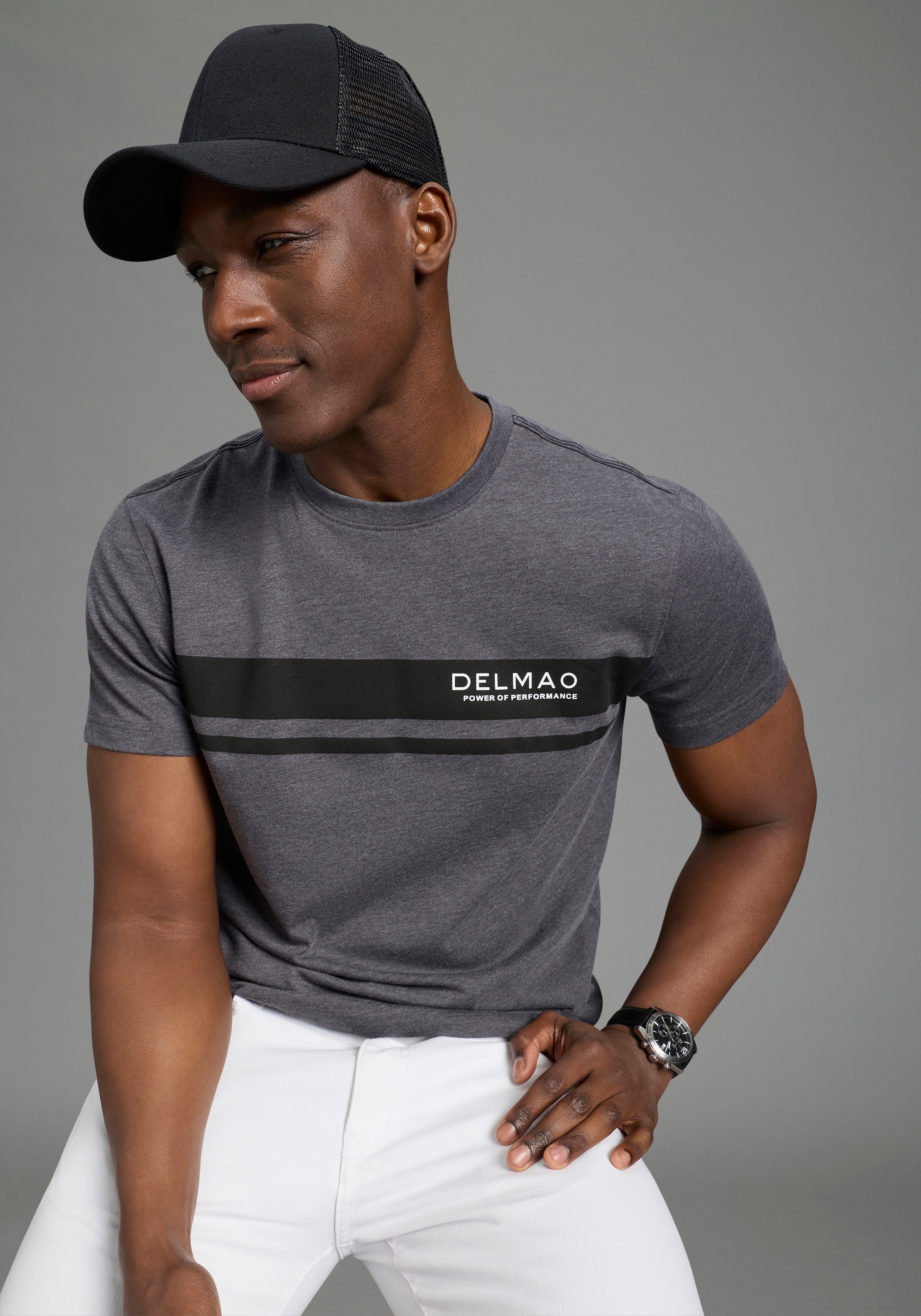 Image of DELMAO Rundhalsshirt "Neue Kollektion" Kurzarm, mit Rundhalsausschnitt, normale Passform, Casual-Stil