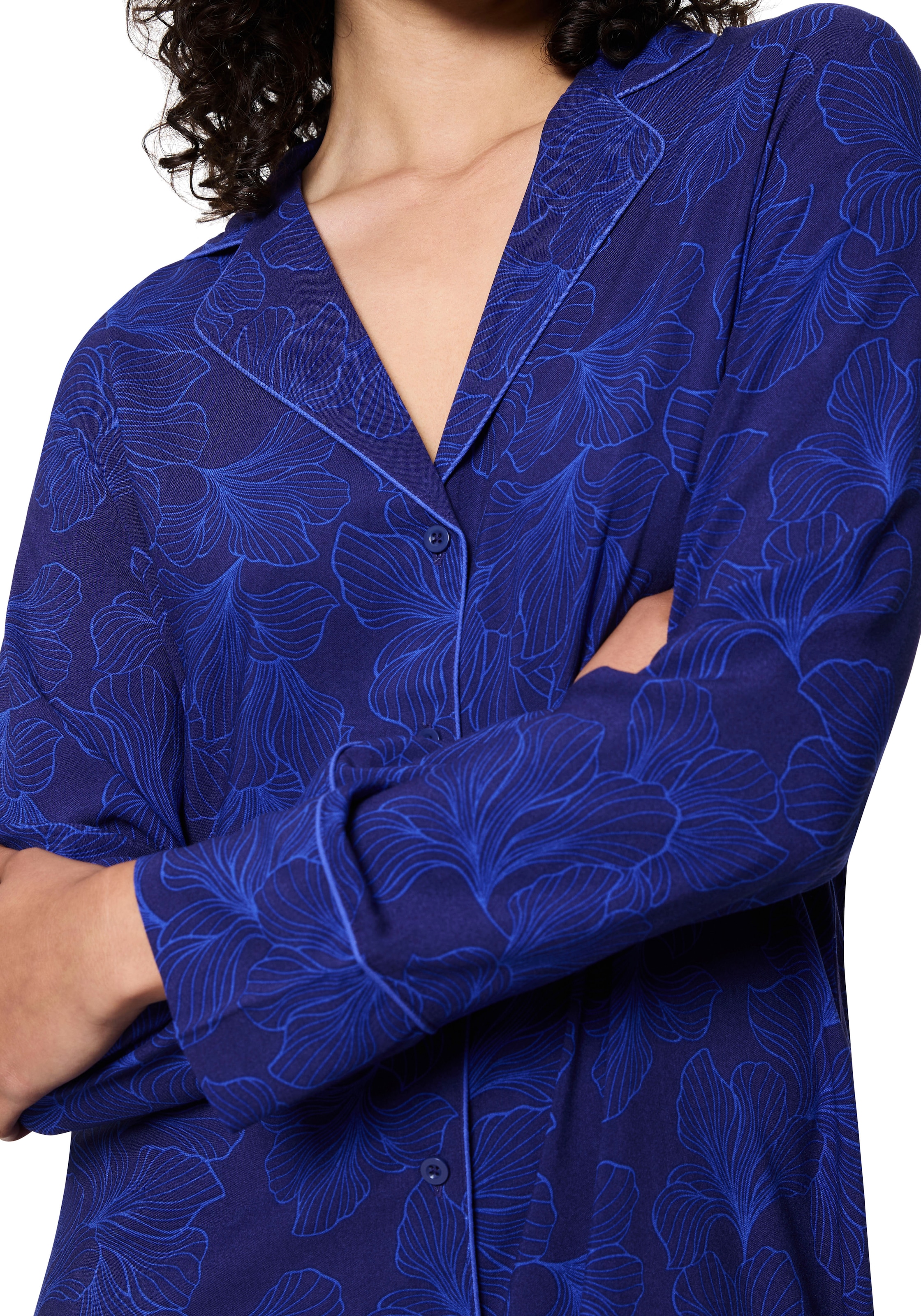 Triumph Nachthemd »Boyfriend Fit NDW« mit durchgehender Knopfleiste, lange Ärmel, Kragen, legere Passform