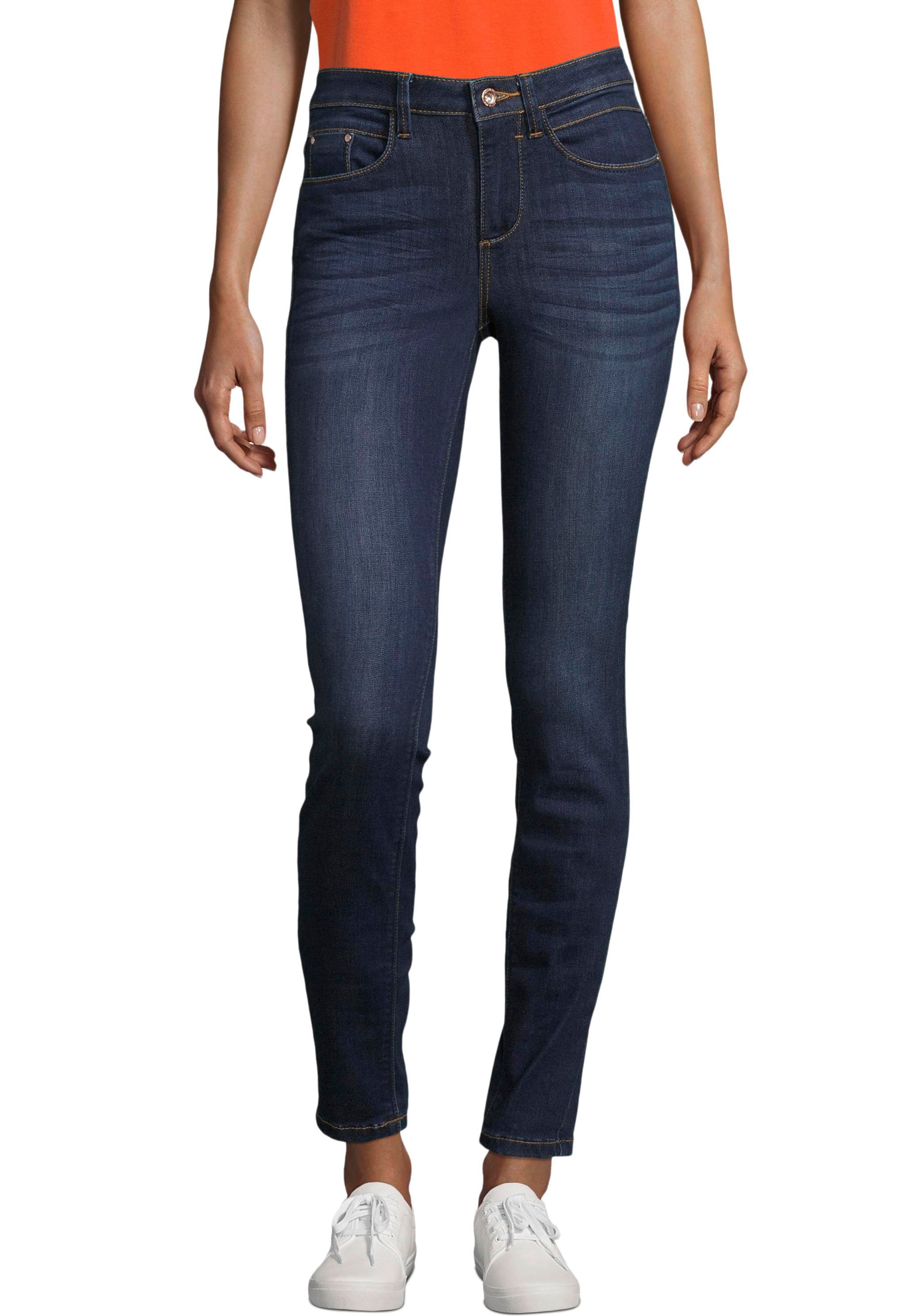 Skinny-fit-Jeans, in figurbetonter 5-Pocket-Form