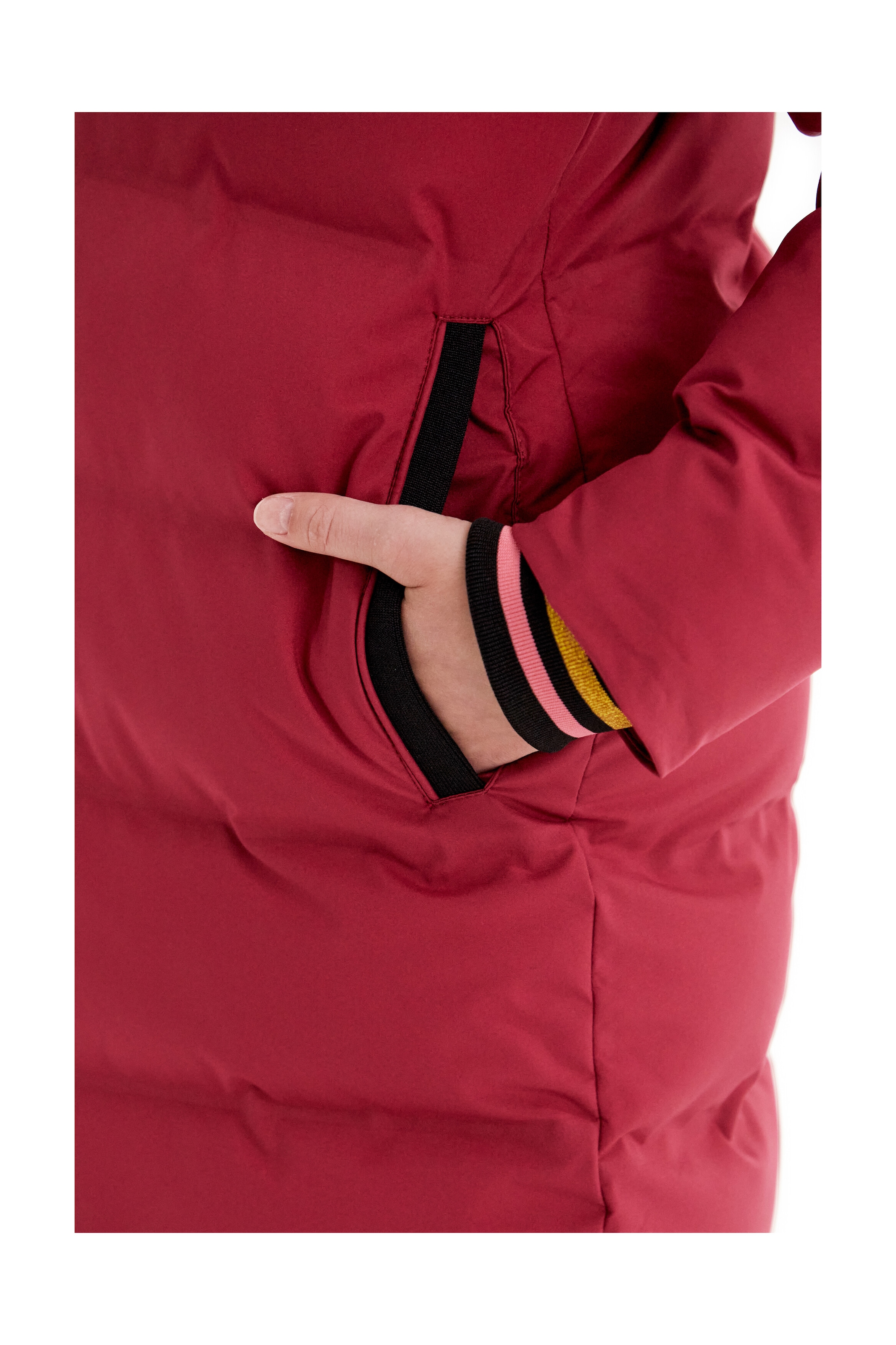 Killtec Steppmantel »KOW 33 GRLS QLTD CT«, Lang geschnittene Mädchen-Steppjacke, wasserabweisend, atmungsaktiv
