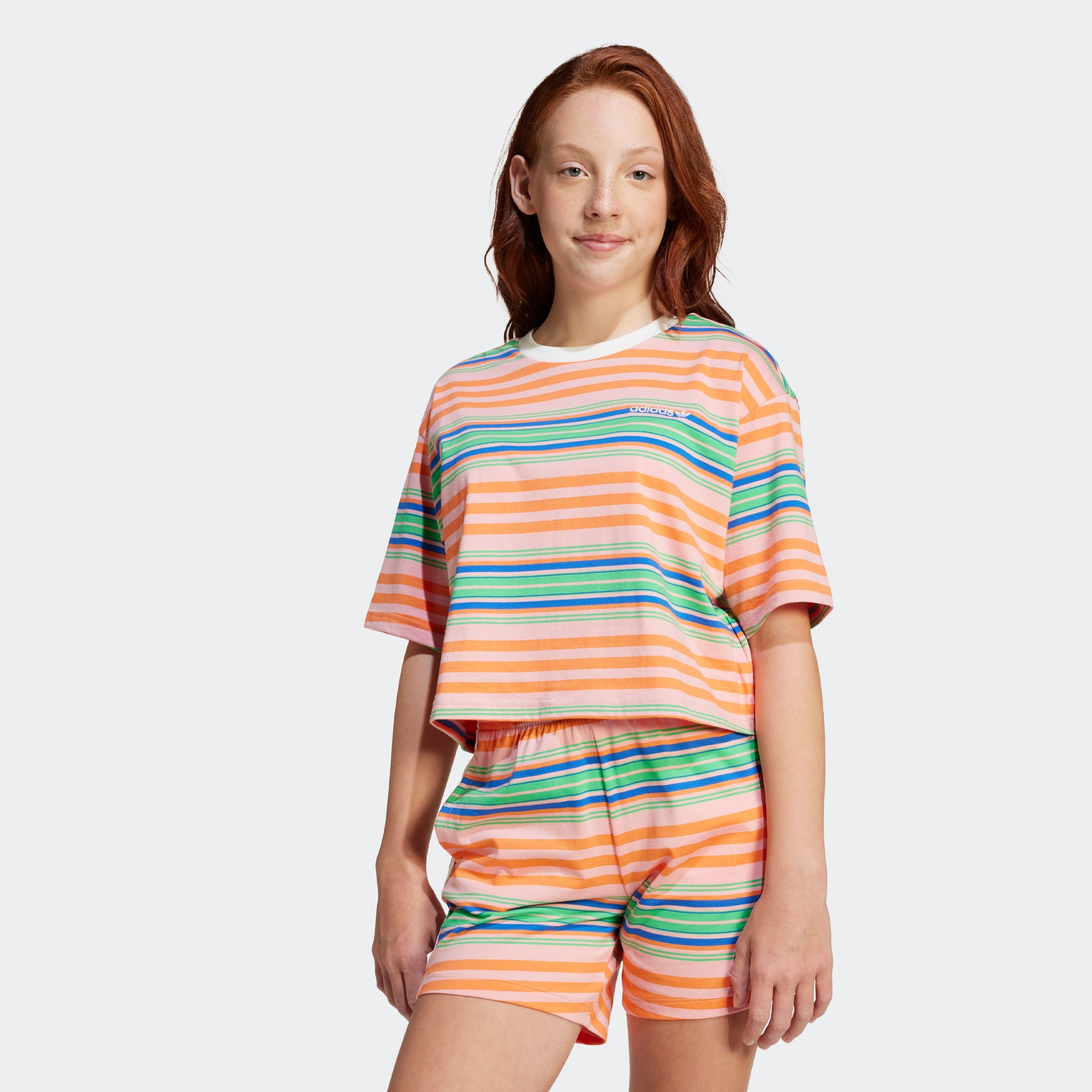 Image of adidas Originals T-Shirt "STRIPED KIDS CROP" für Kinder und Teens, lockere Passform, kürzerer Schnitt