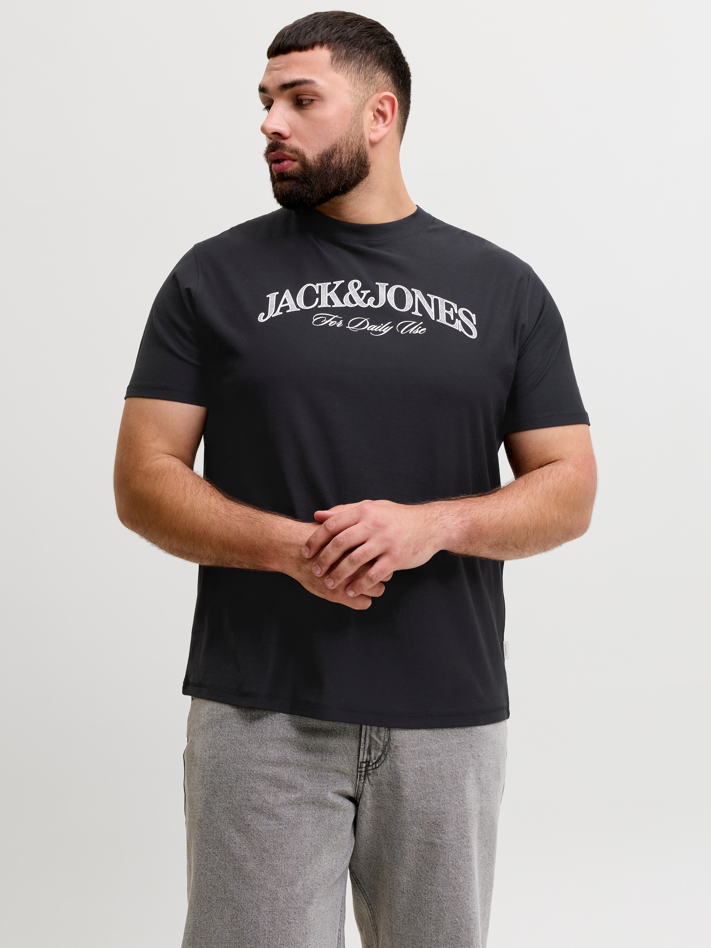 Image of Jack & Jones PlusSize T-Shirt "JORCASSIS BRANDING TEE SS CREW NECK PLS" mit Logo Schriftzug