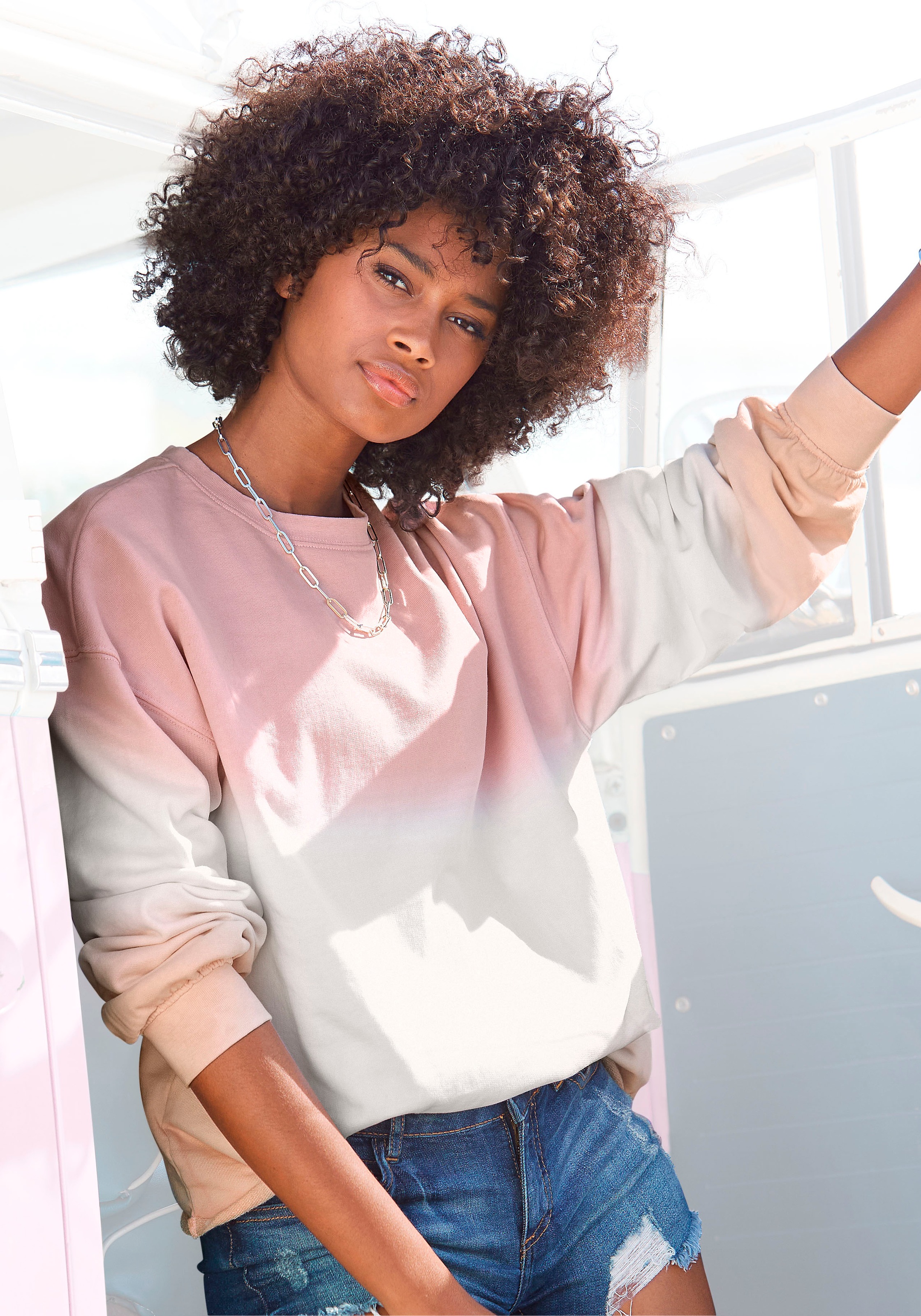 Image of Bench. Sweatshirt, mit Farbverlauf bei Ackermann Versand Schweiz