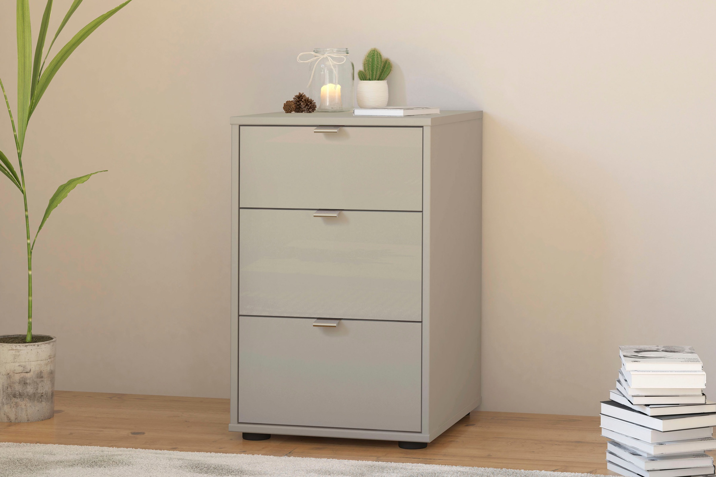 Image of WIEMANN Nachtkonsole »Nizza«, (Set, 2 St.), vormontiert, mit Soft-Close und Glasfront bei Ackermann Versand Schweiz