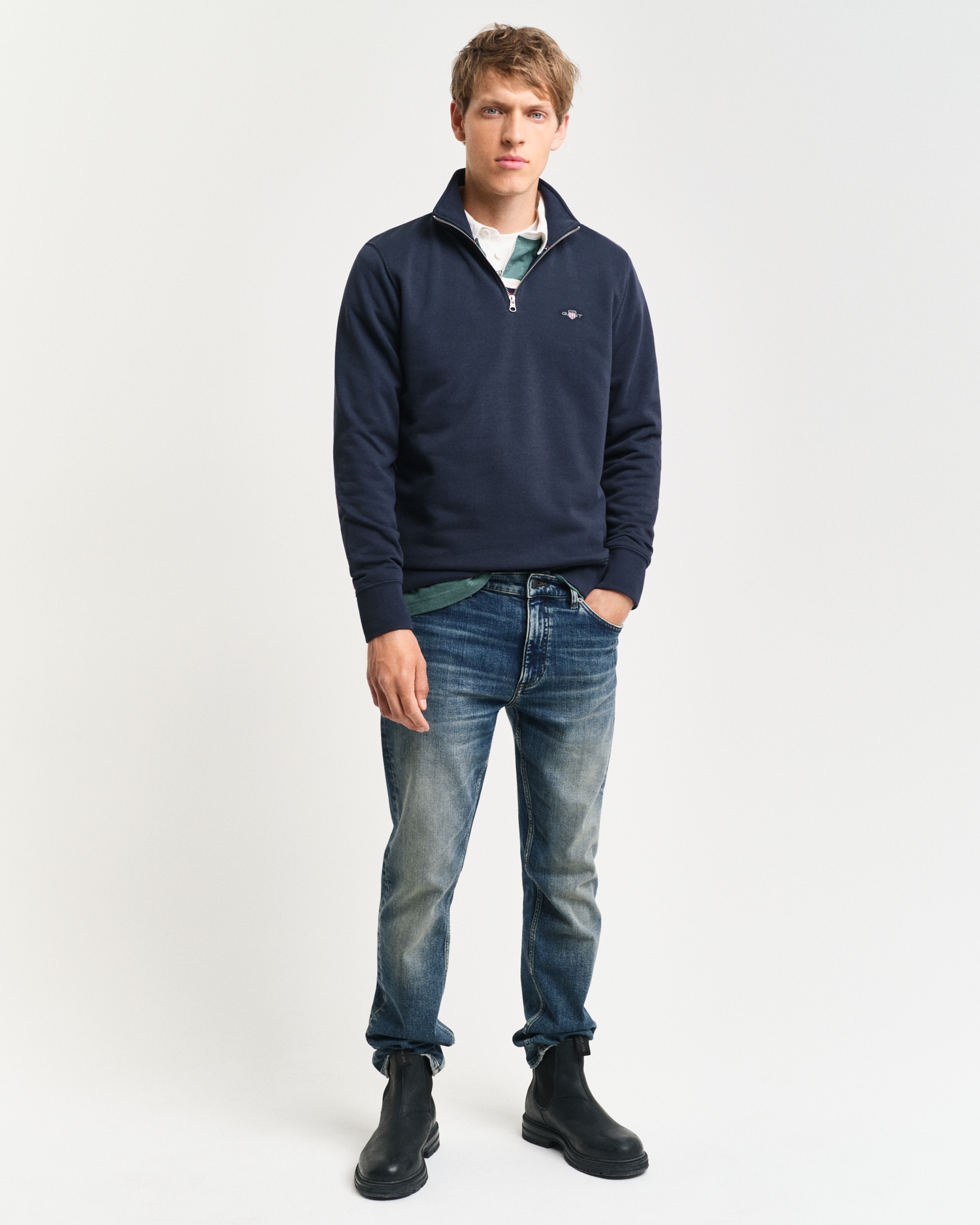 Gant Sweat-shirt »REG SHIELD HALF ZIP SWEAT«, mit Logostickerei auf der Brust
