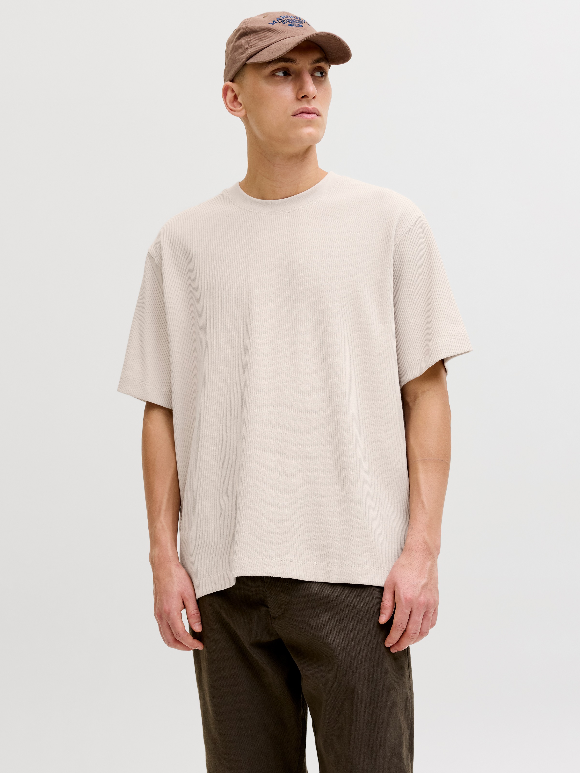 Image of Jack & Jones Rundhalsshirt "JJEHARRISON STRUCTURE TEE SS O-NECK LN" mit Rundhalsusschnitt