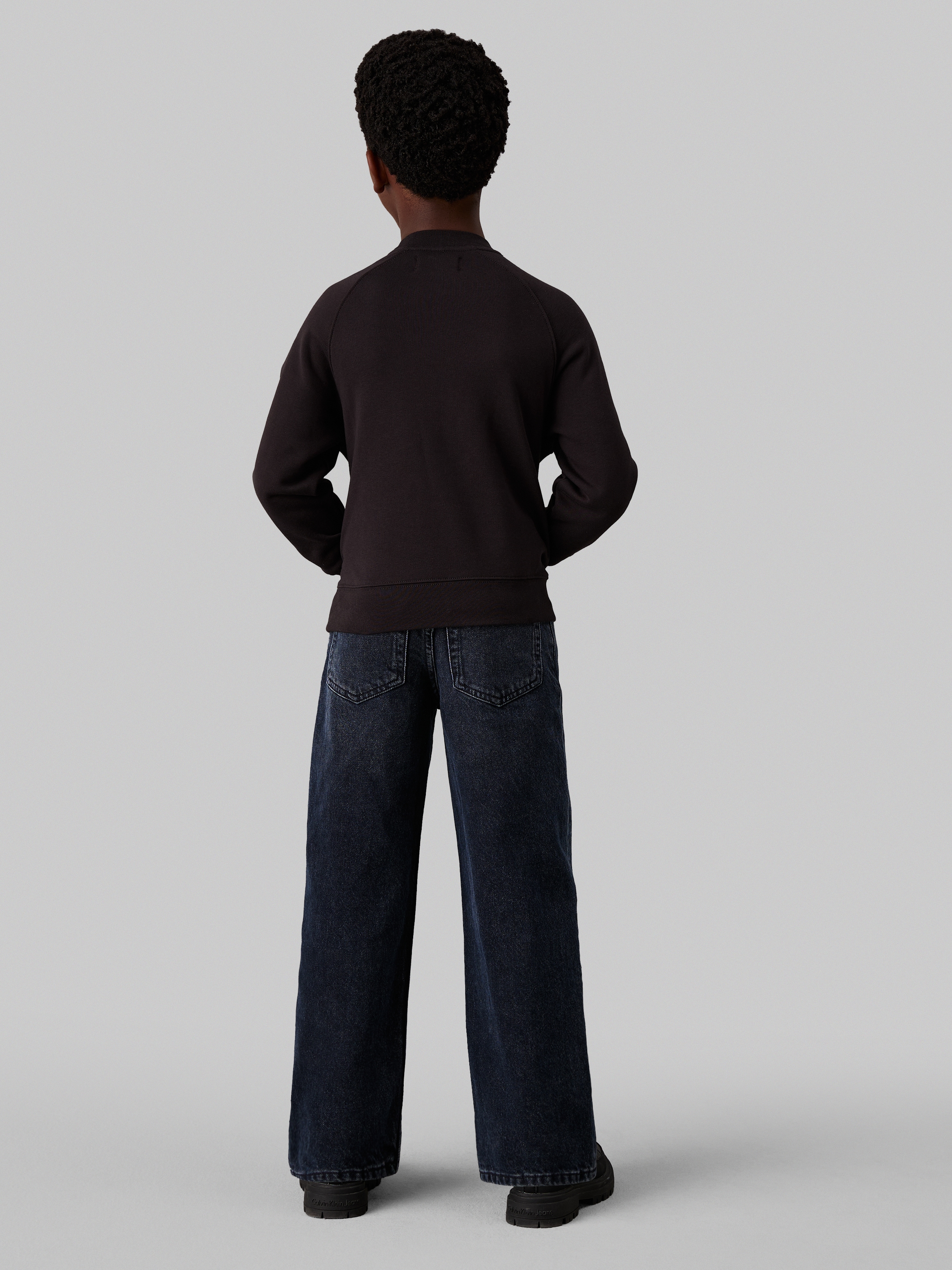 Calvin Klein Jeans Sweatshirt »Neck Emb. Fleece Crewneck«, für Kinder bis 16 Jahre und mit Logoschriftzug