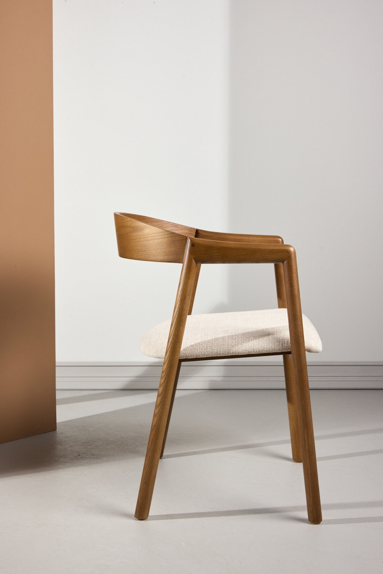 Venture Home Chaise de salle à manger »Långön, 2er-Set Esszimmerstühle aus Eschenholz, belastbar bis 150 kg« () Polsterstuhl, Stoffbezug, Eschenholzbeine, gepolsterter Sitz, modern
