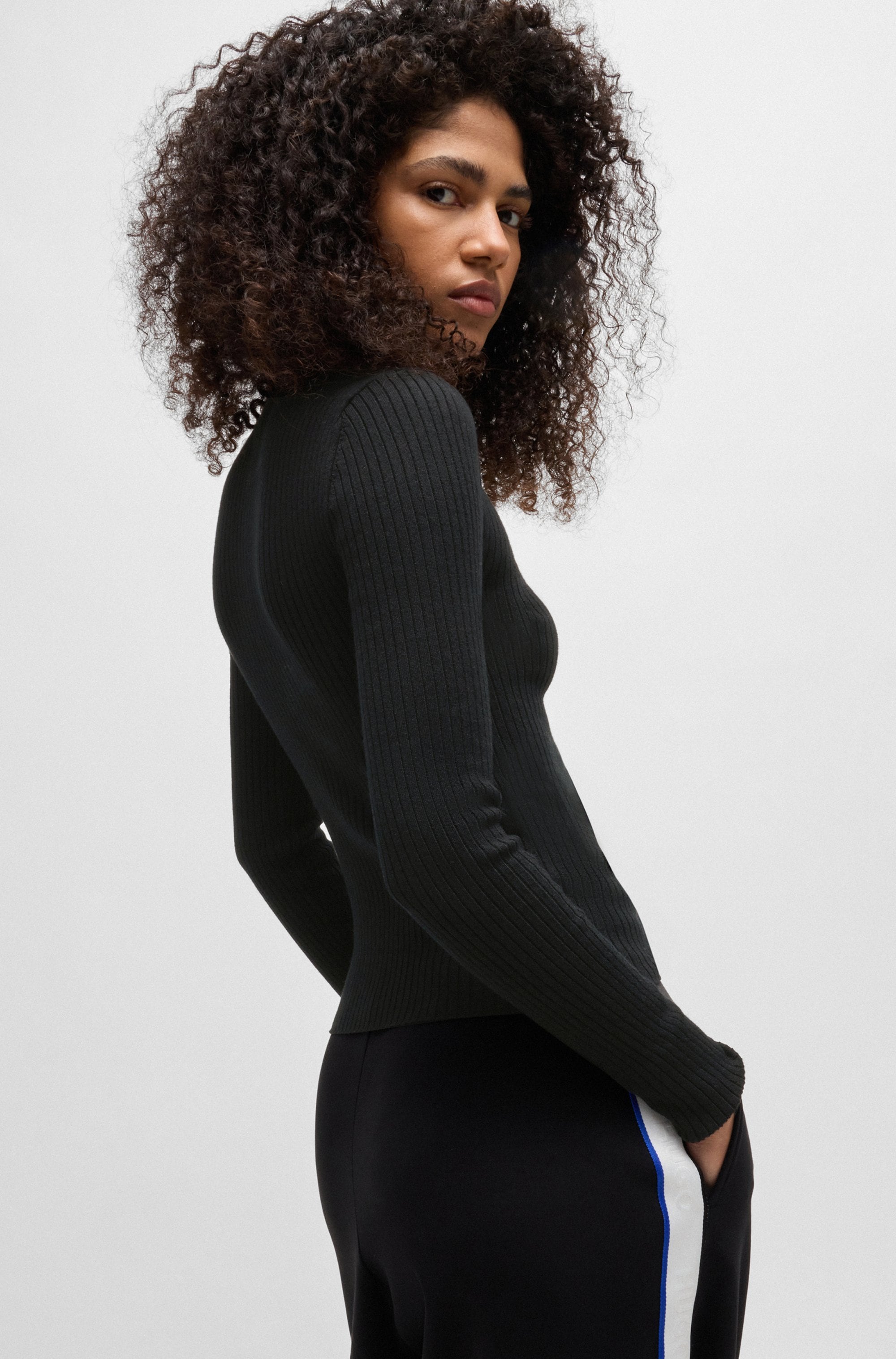 HUGO Blue Pull à col montant »Sarmie« mit Label-Stitching