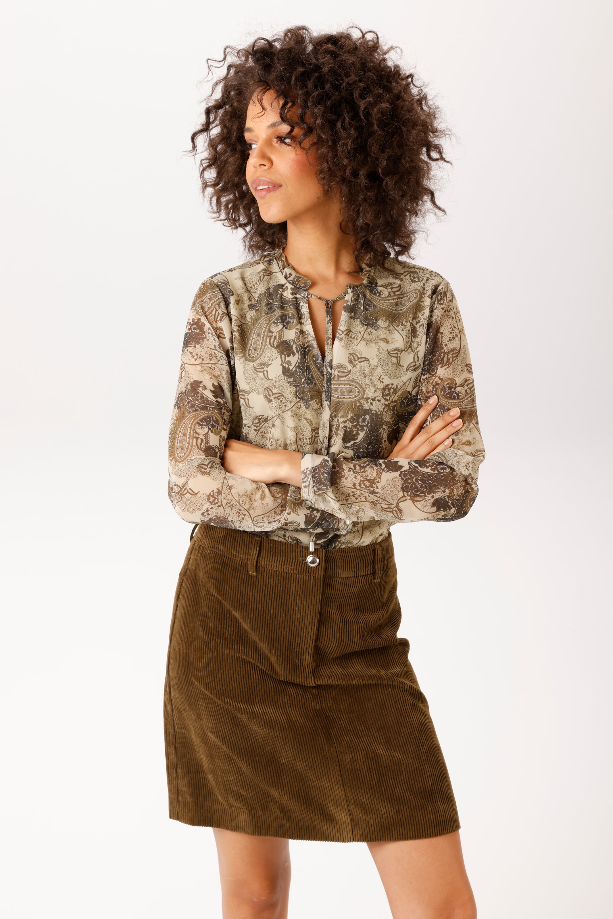 Aniston CASUAL Blouse à enfiler Avec motif paisley harmonieux en couleurs - NOUVELLE COLLECTION