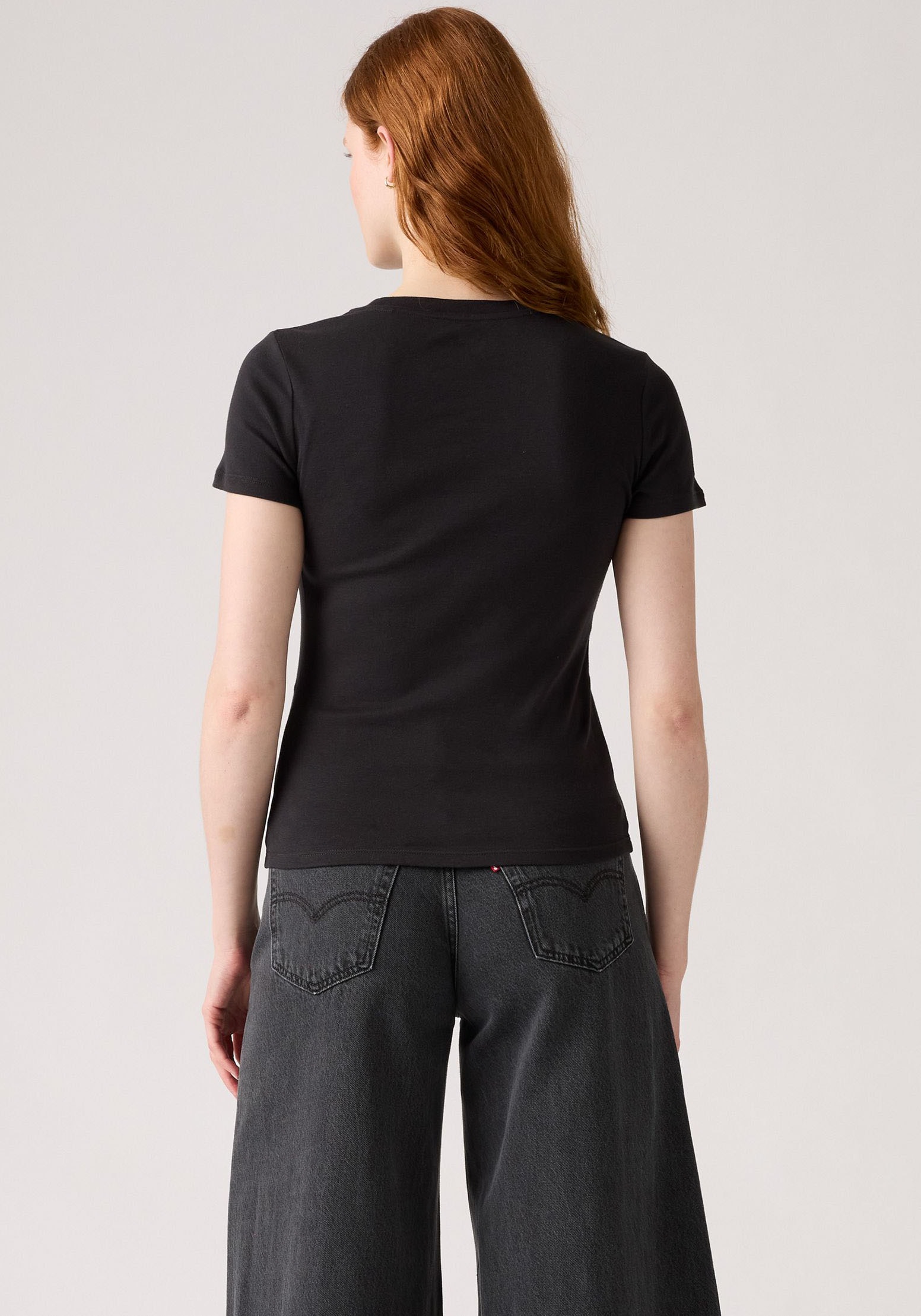 Levi's® T-Shirt »Mini-Logo«, (Packung, 2 tlg.), mit kleiner Markenlogo-Stickerei auf der Brust
