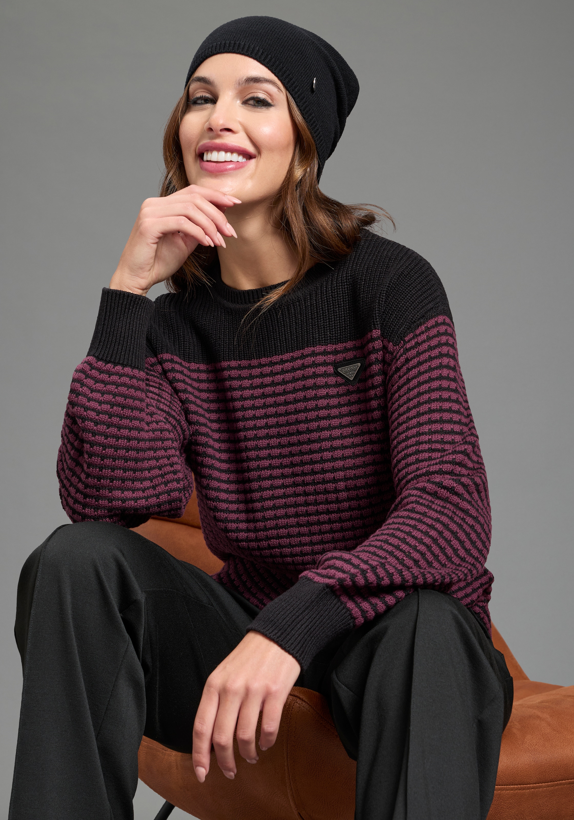 Image of Bruno Banani Strickpullover "in zweifarbiger Optik" lässig geschnittene Passform, hüftlange Form