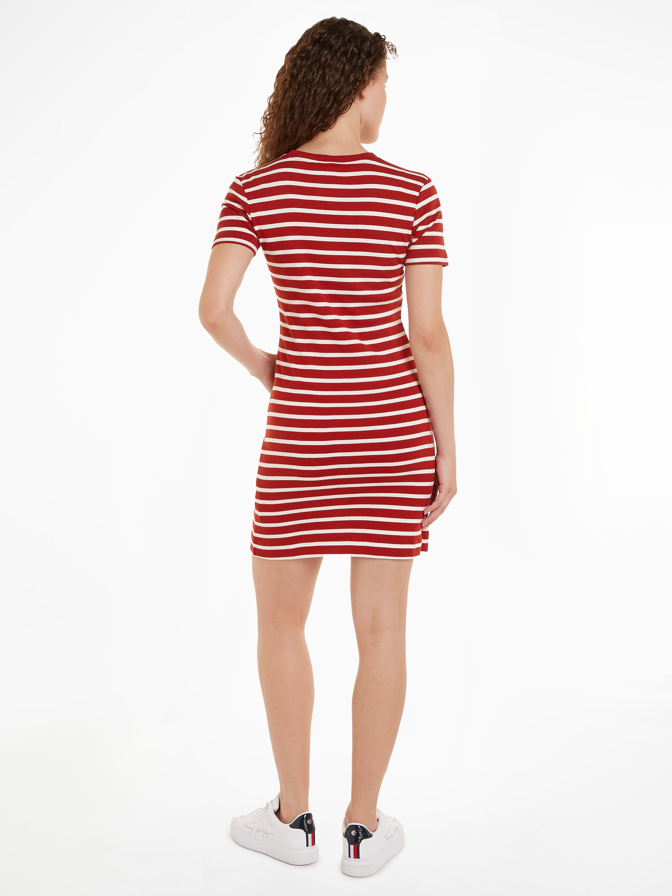 Tommy Hilfiger Shirtkleid »NEW CODY STR SLIM KNEE DRS SS«, mit allover Streifendessin, Logo-Flag