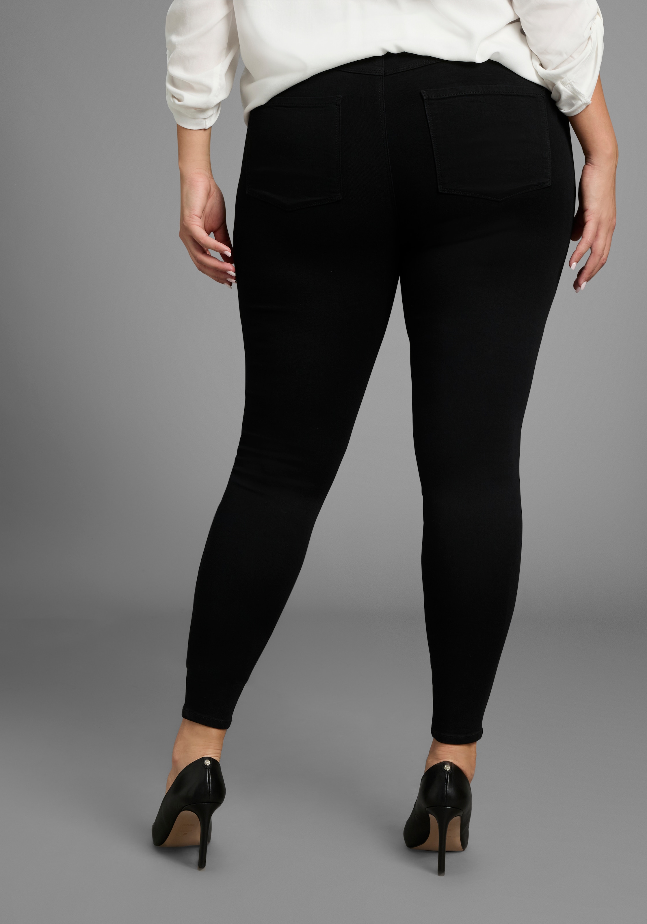 ONLY CARMAKOMA Skinny-fit-Jeans »CARTHUNDER PUSH UP REG SK JNS«