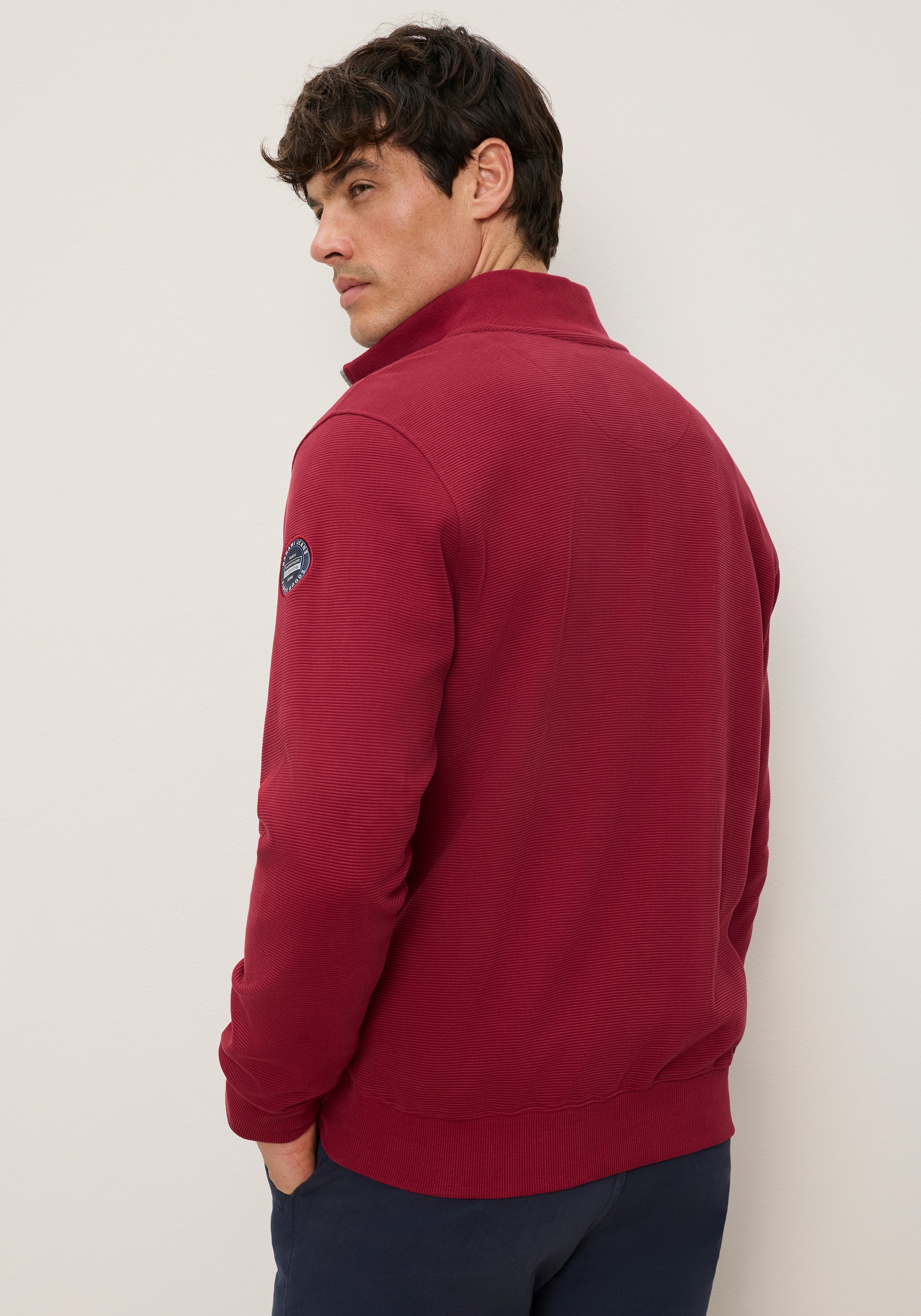 Man's World Sweat-shirt »- Sportiv gepflegte Optik für Alltag und Freizeit«, Tissu supérieur côtelé, poche zippée, accents contrastés
