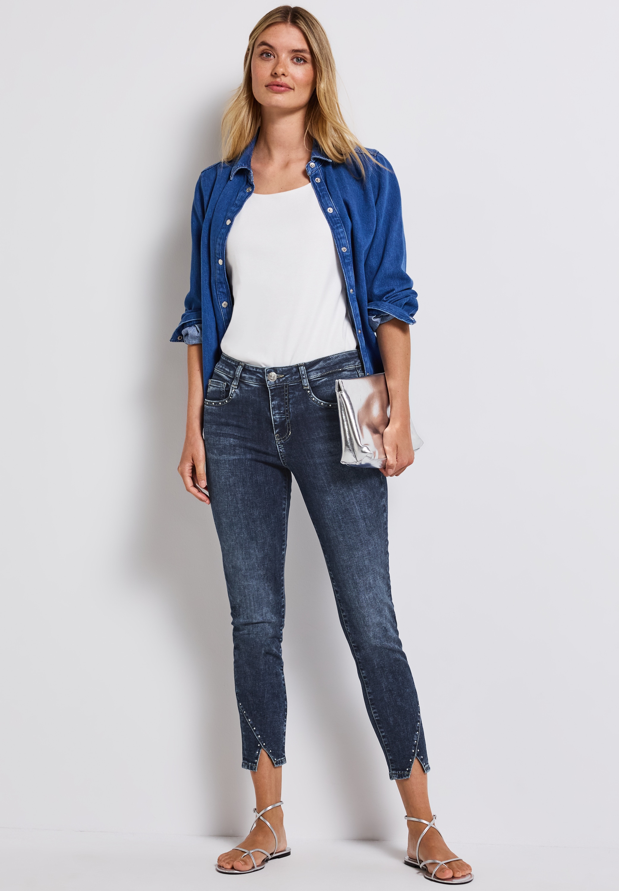 STREET ONE 5-Pocket-Jeans »Style YORK«, mit Schlitz und Nieten