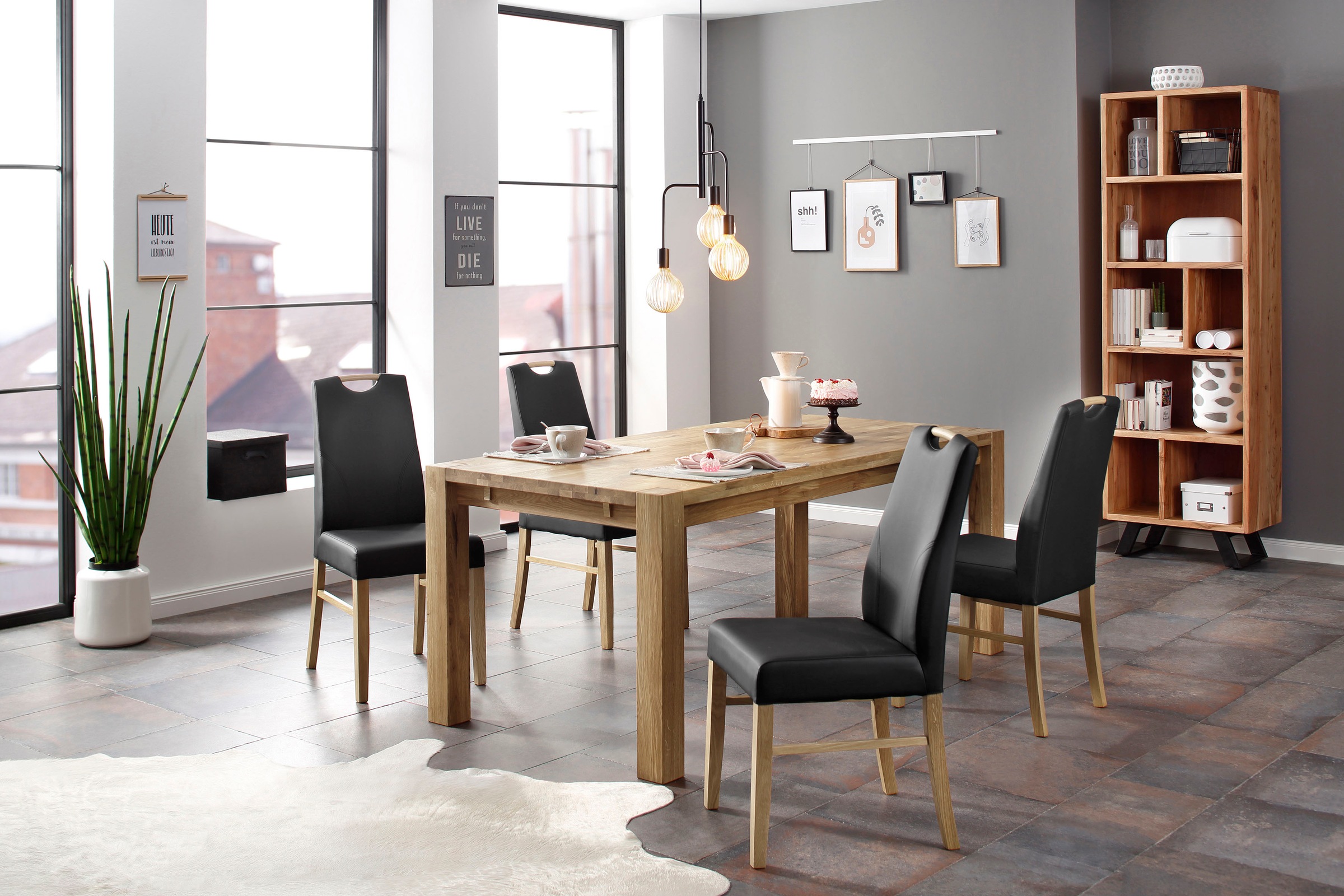 Image of Home affaire Essgruppe »Nils 9«, (Set, 5 tlg., Tisch 180/90 cm, 4 Polster-Stühle), aus Massivholz bei Ackermann Versand Schweiz