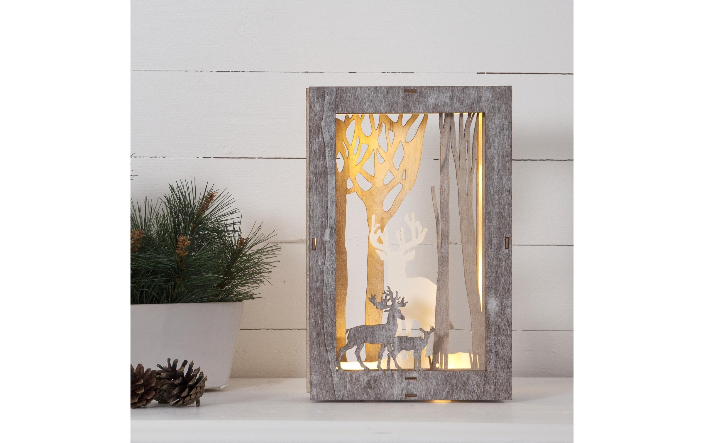   »Star Trading Fauna Wald mit Hirschen 28 cm, Holz«