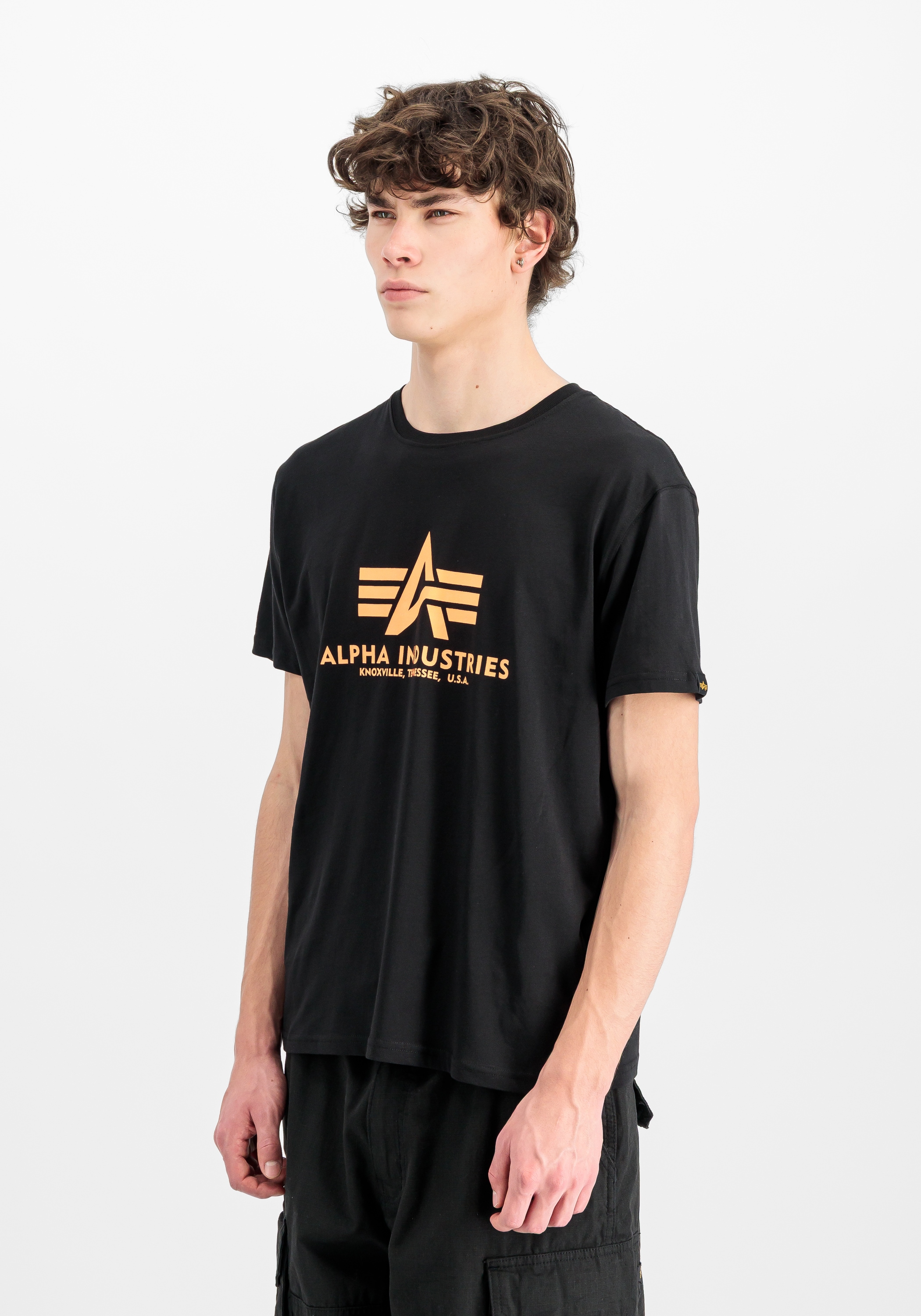 Image of Alpha Industries T-Shirt "Basic T-Shirt BL Neon Print"