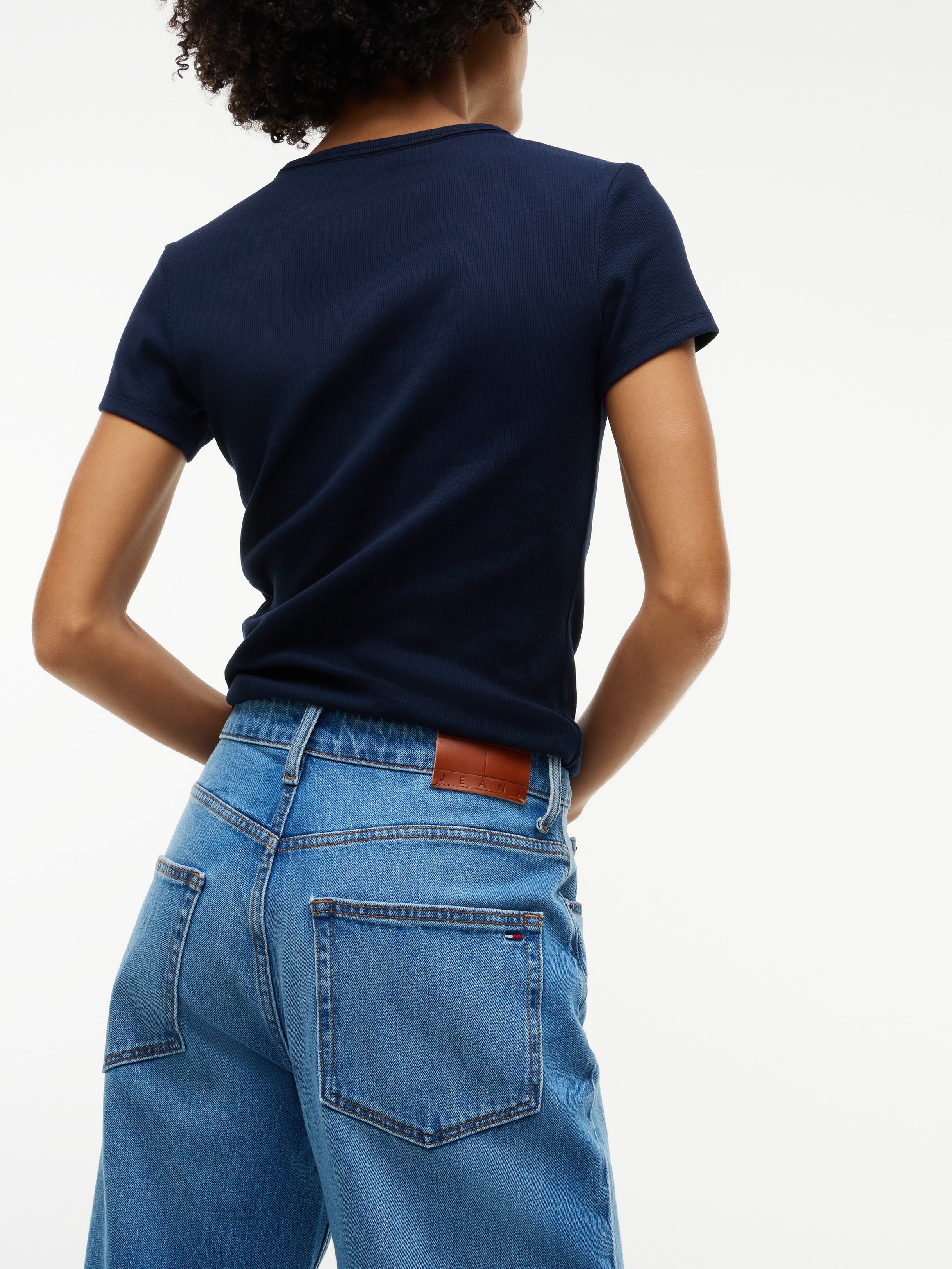 Tommy Jeans Jeans Relax-fit »MIA MID RELAXED STRAIGHT BJ0133« mélange coton, coupe décontractée
