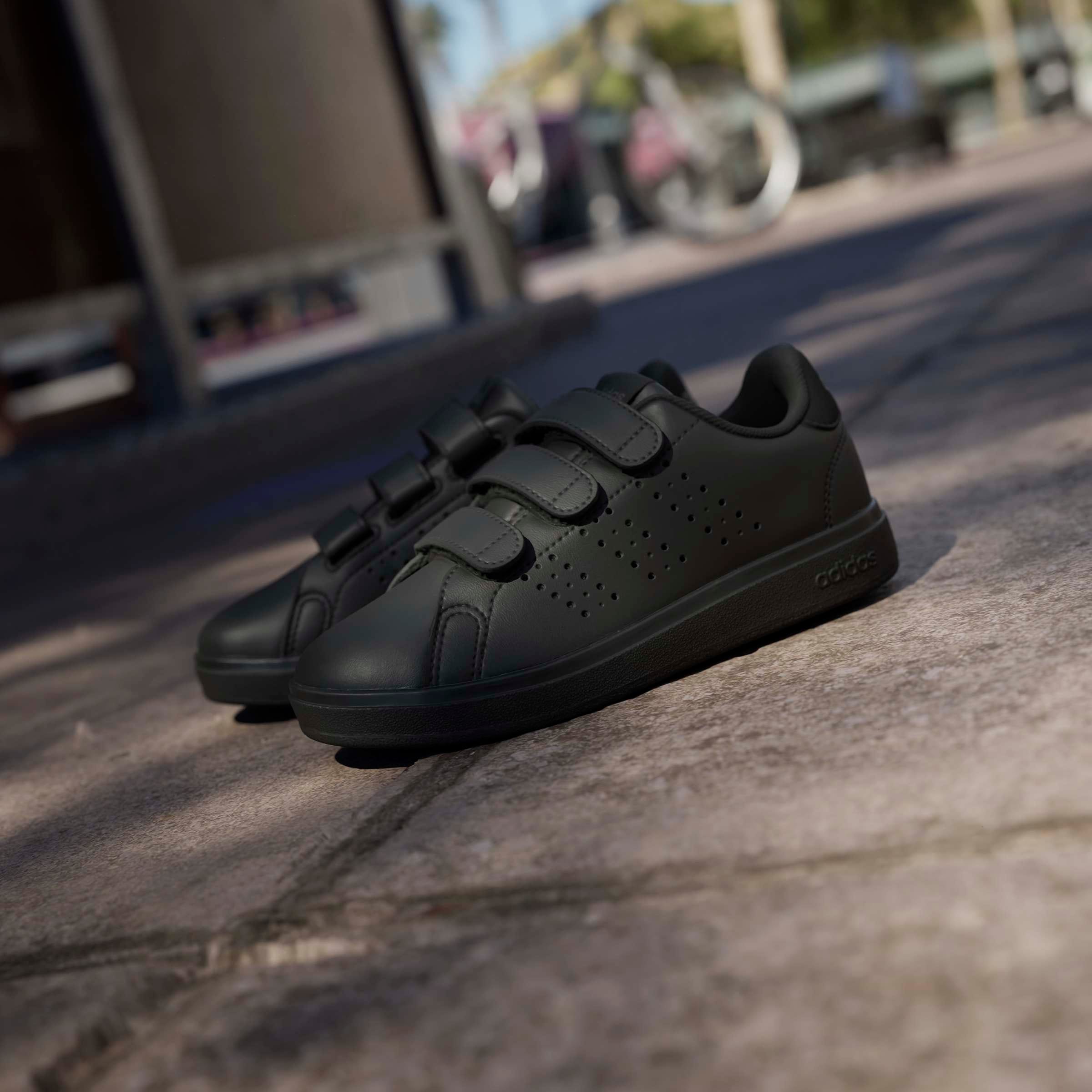 adidas Sportswear Chaussures à scratch »ADVANTAGE BASE 2.0 KIDS«  Design auf den Spuren des adidas Stan Smith, für Kinder & Jugendliche