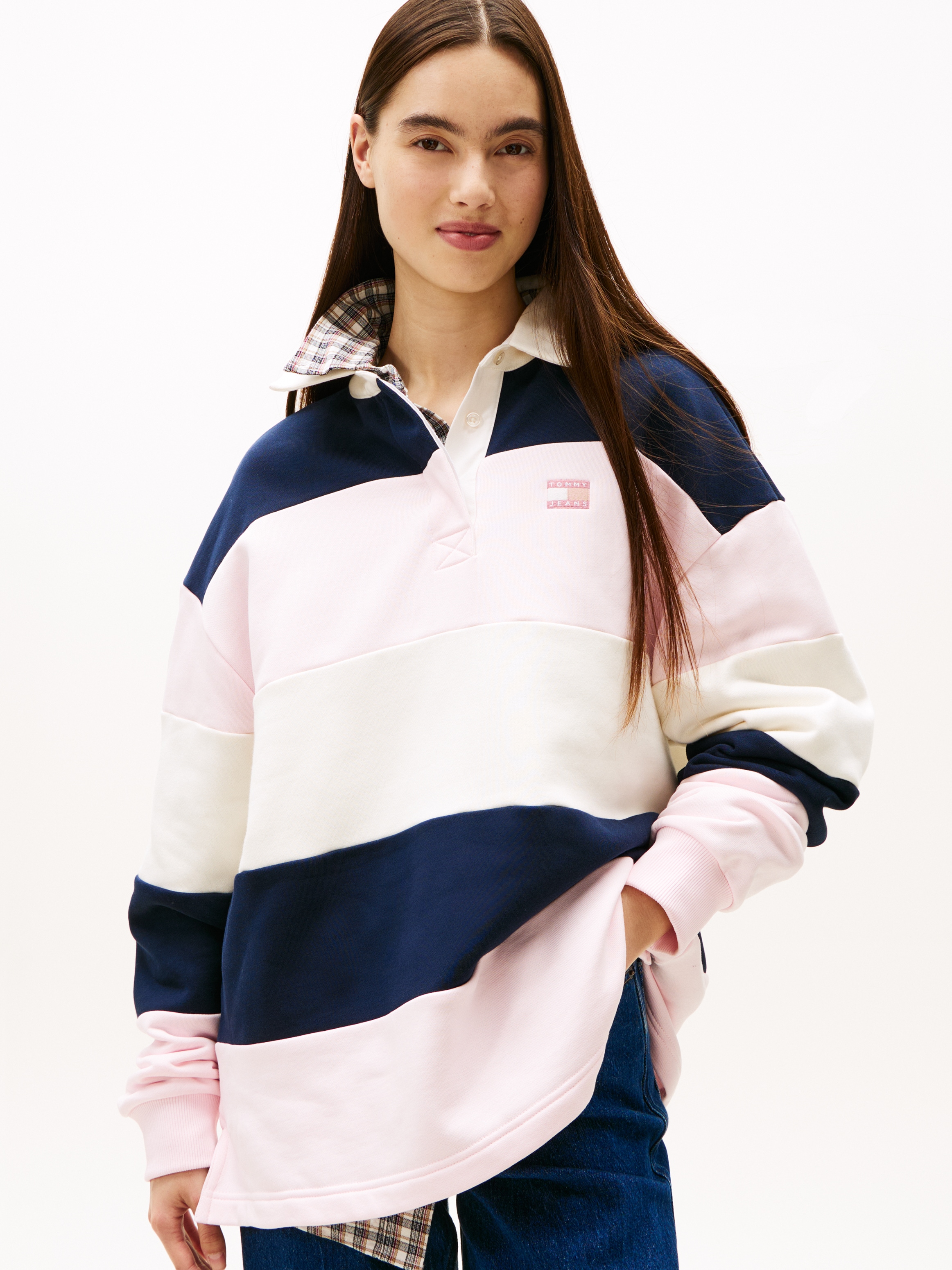 Image of Tommy Jeans Sweatshirt "TJW BADGE STRIPE RUGBY, Oversized Fit Rugby-Shirt", Rugby-Streifen, farblich abgestimmter Tommy-Badge auf Brust