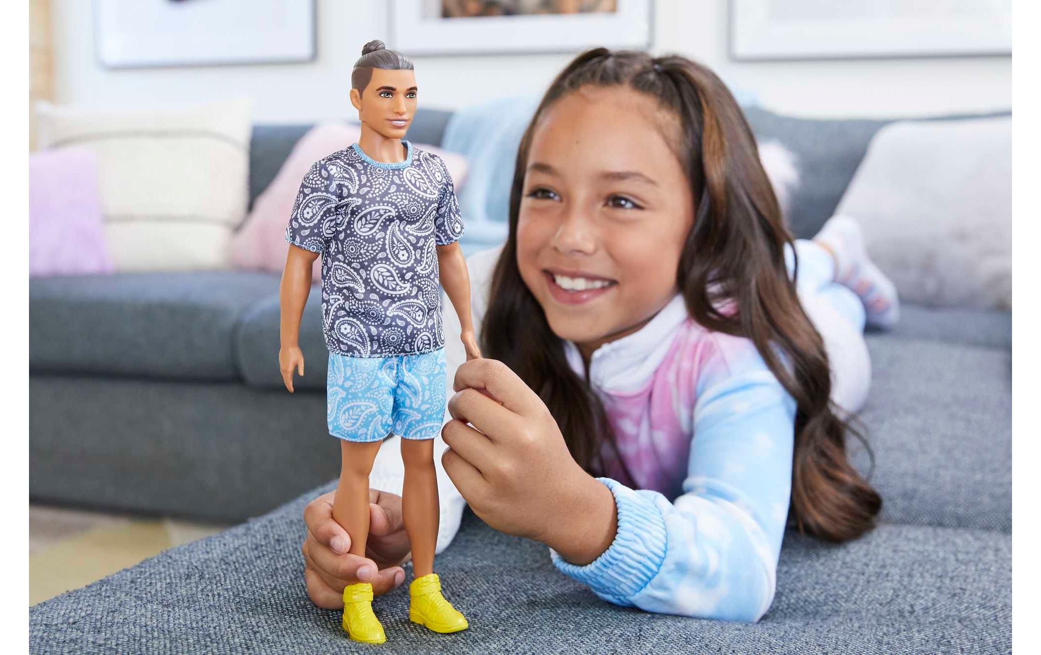 Barbie Anziehpuppe »Barbie Ken Fashionistas Puppe Paisley«
