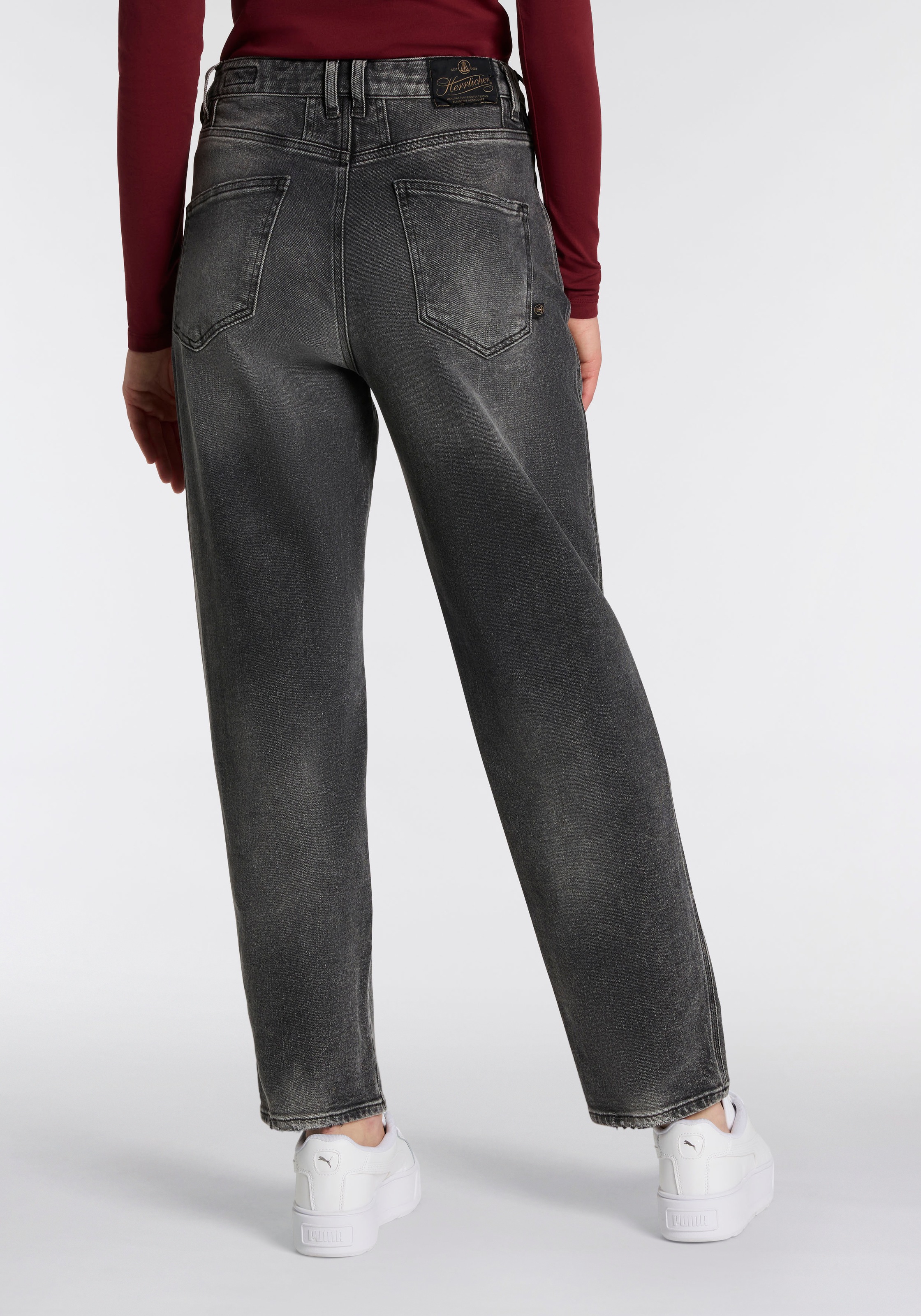 Image of Herrlicher 5-Pocket-Jeans "Brooke Denim Black" im Loose Fit, mit Abnähern