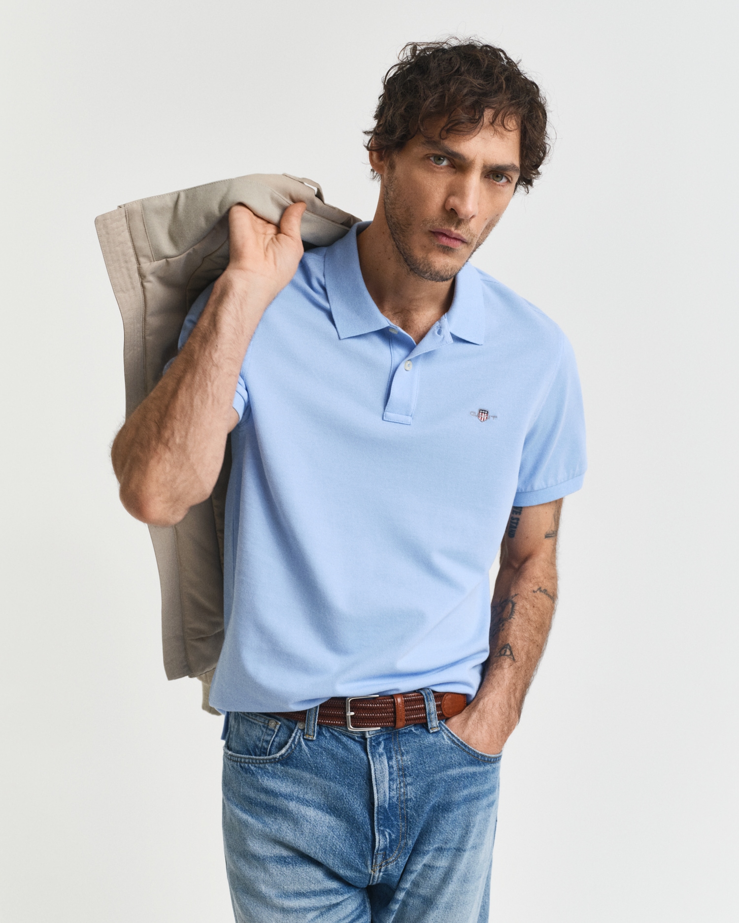 Gant Poloshirt »REG SHIELD SS PIQUE POLO« mit Logo und Flachstrickkragen 100% Baumwolle Pique