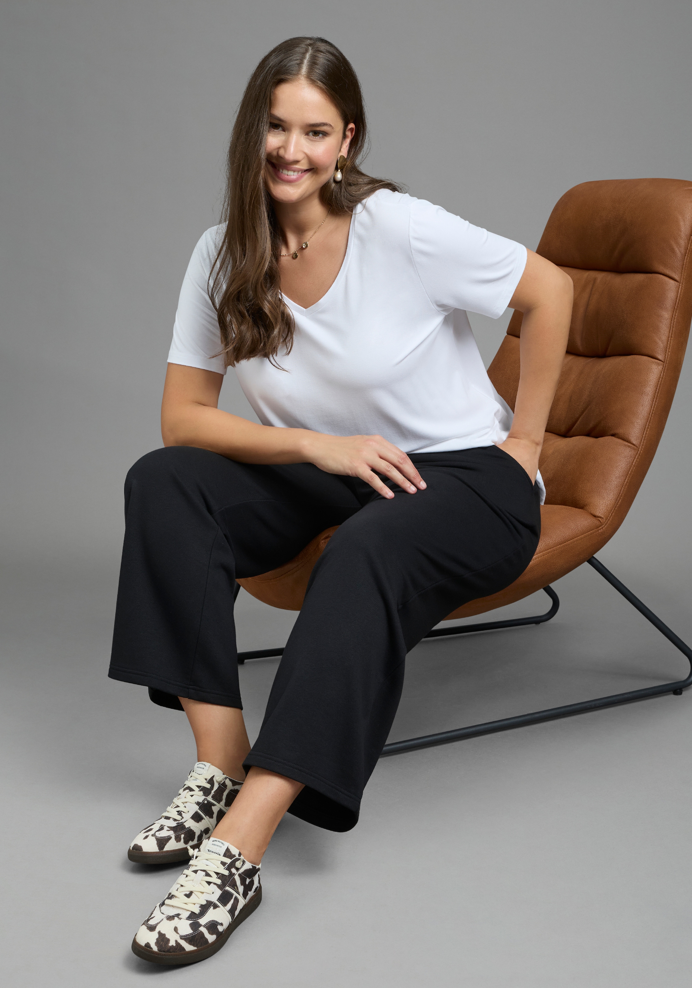 Laura Scott CURVE Jogginghose »Grosse Grössen«  mit lässiger Beinweite, ideal für Kurven