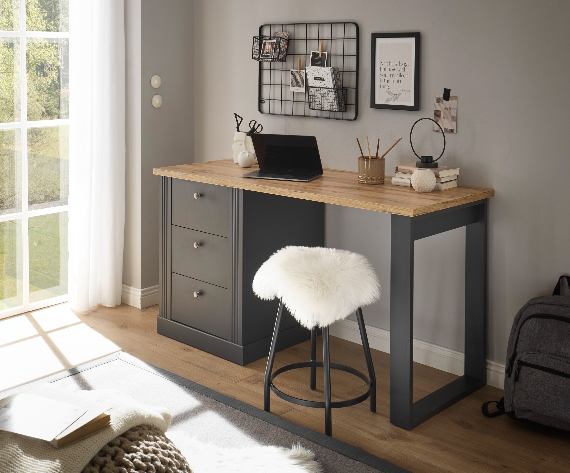 Image of GOODproduct Schreibtisch "WESTMINSTER" im romantischen Landhausstil, Breite 138 cm, exclusiv by Otto