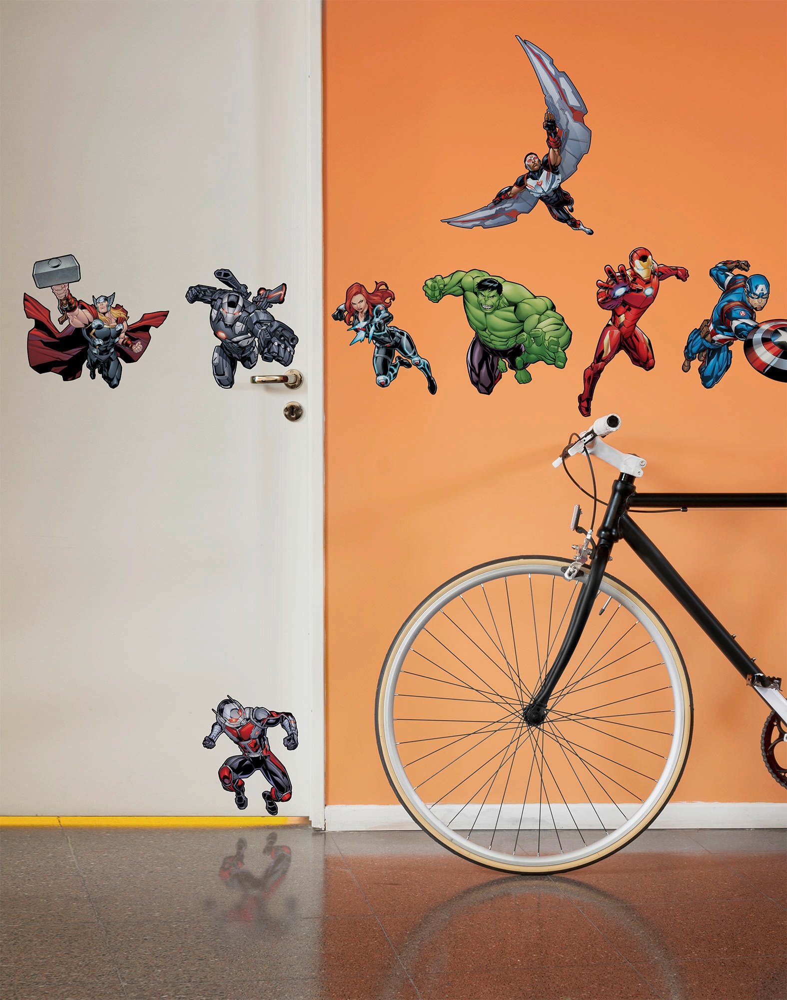 Komar Wandtattoo »Avengers Action - Grösse 100 x 70 cm«, (8 St.), selbstklebend, Wandsticker, Kinderzimmer