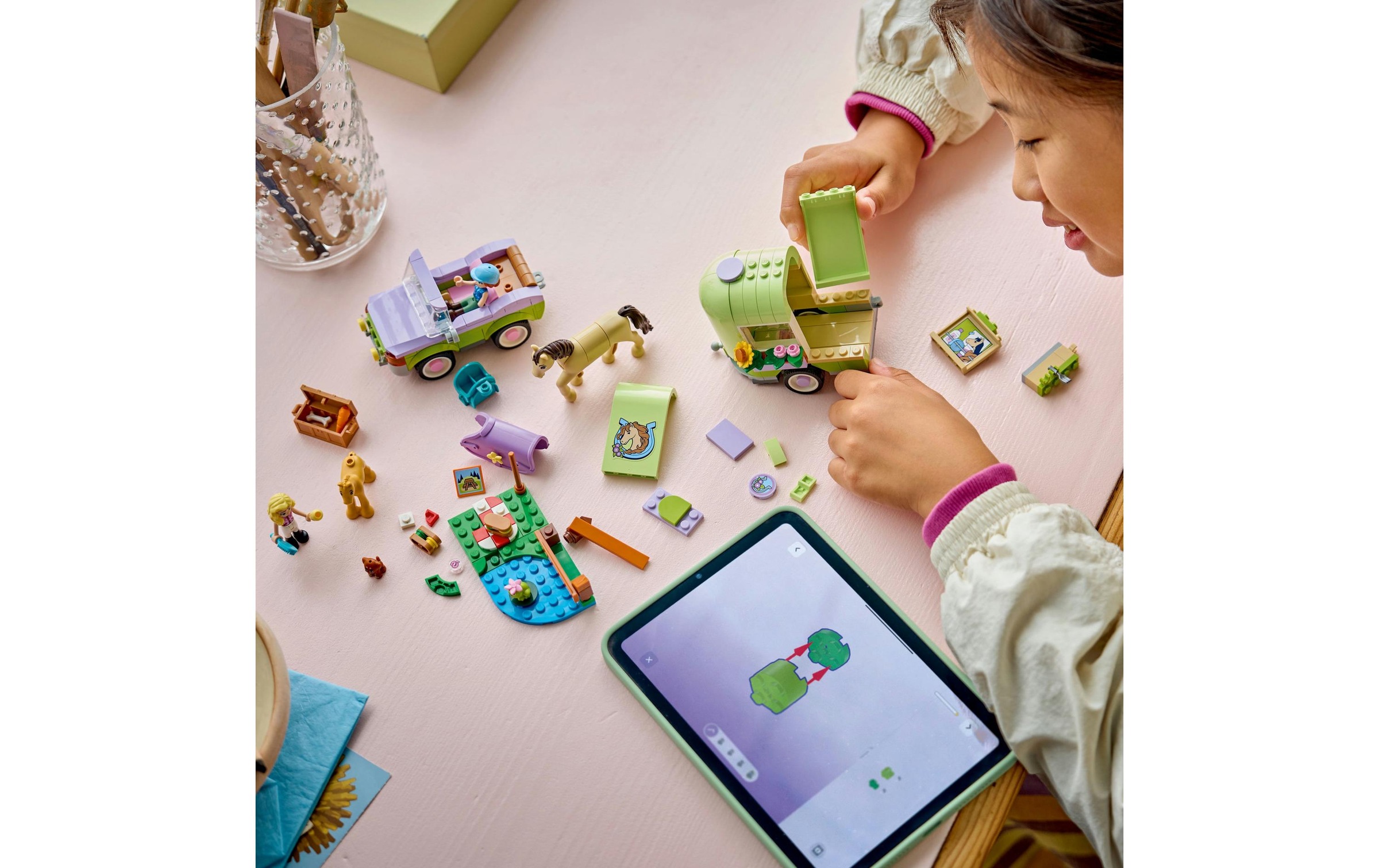   Konstruktionsspielsteine »Friends Pferd und Fohlen mit Pferdeanhänger 42695« Kategorie: Alltägliches