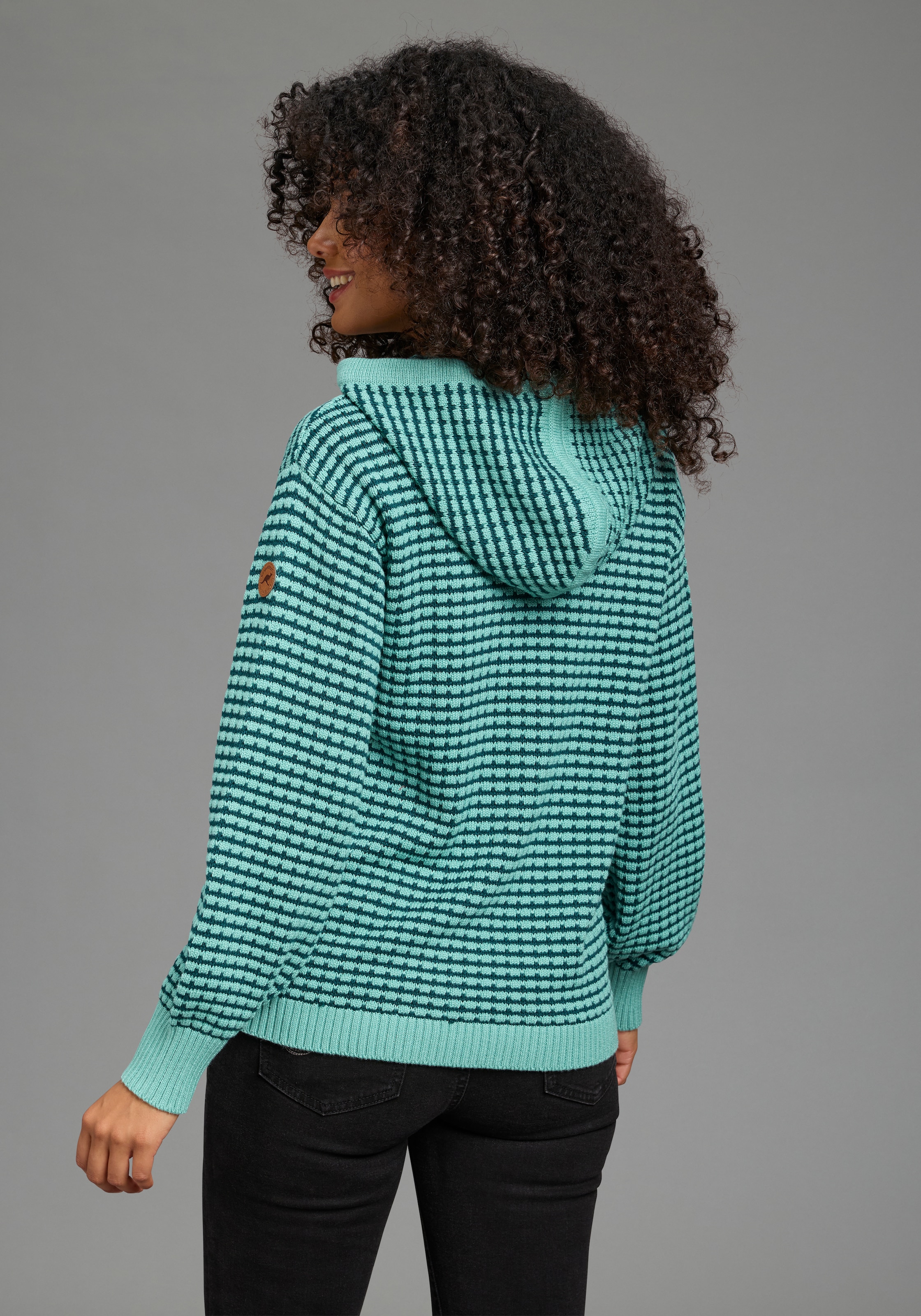 KangaROOS Strickpullover mit Kapuze und Kordelzug, Oversize-Passform, hüftlange Schnittform