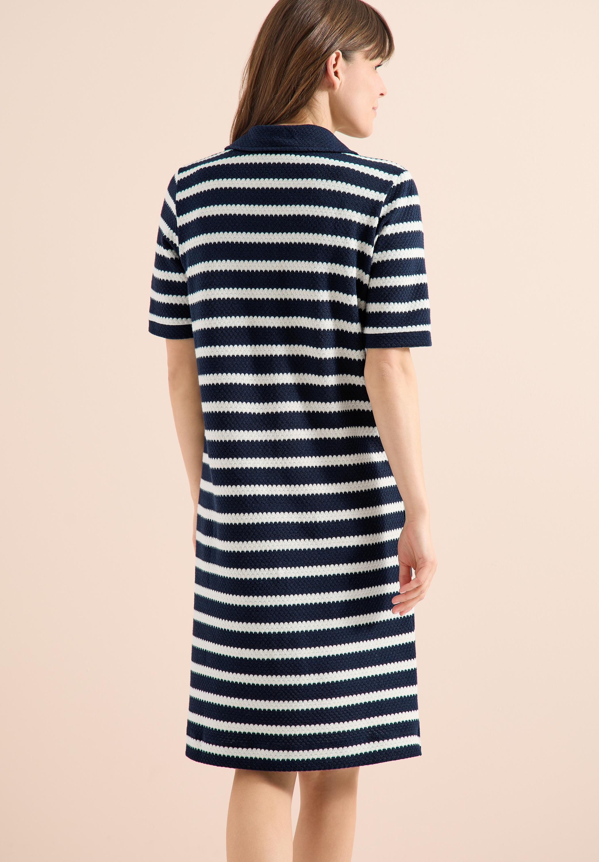Cecil Robe en tricot en tricot ajouré, longueur genou