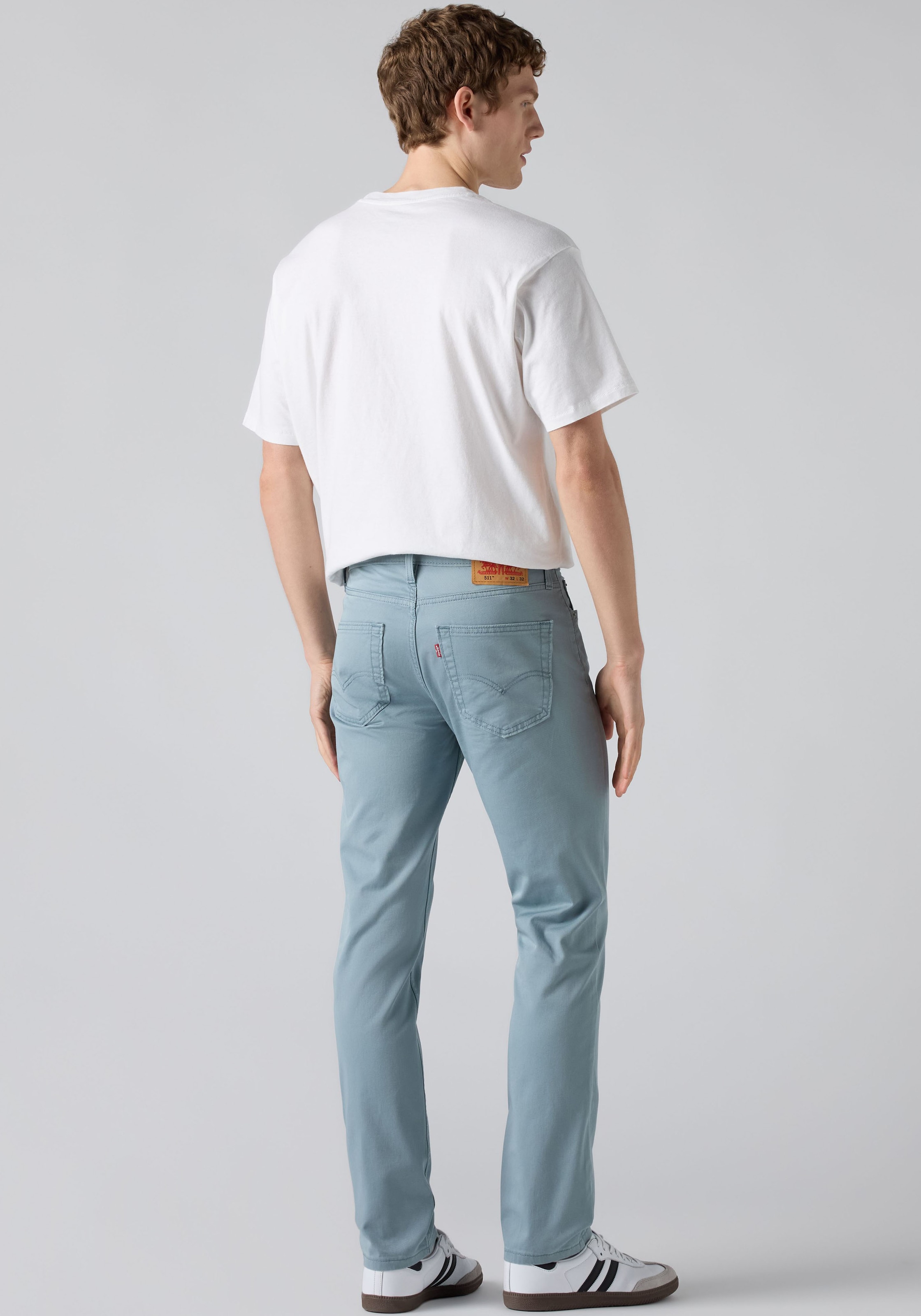 Levi's® Slim-fit-Jeans »511 SLIM« mit grossem Logo-Badge